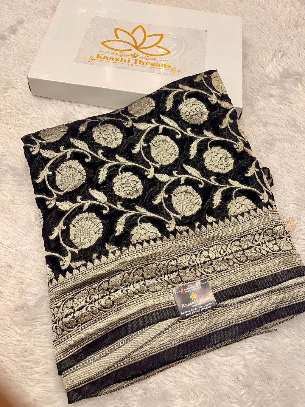 Banarsi Pure Natural Georgette Jaal Design Pattern VSG01