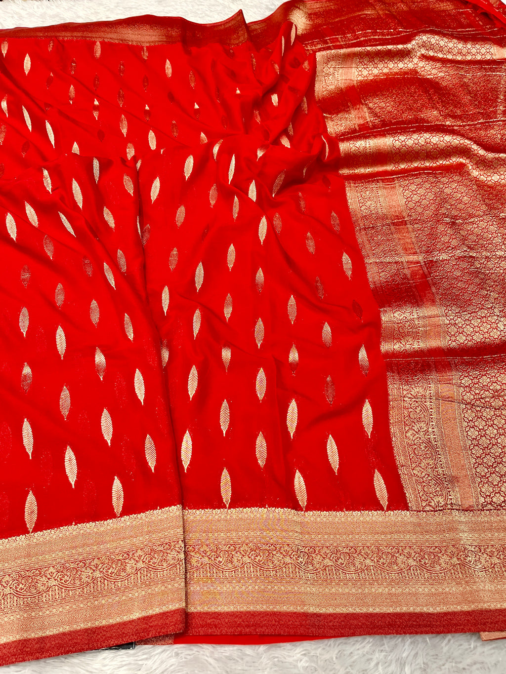 Chinon Silk Andakar Mehandi Red Color Saree CN02