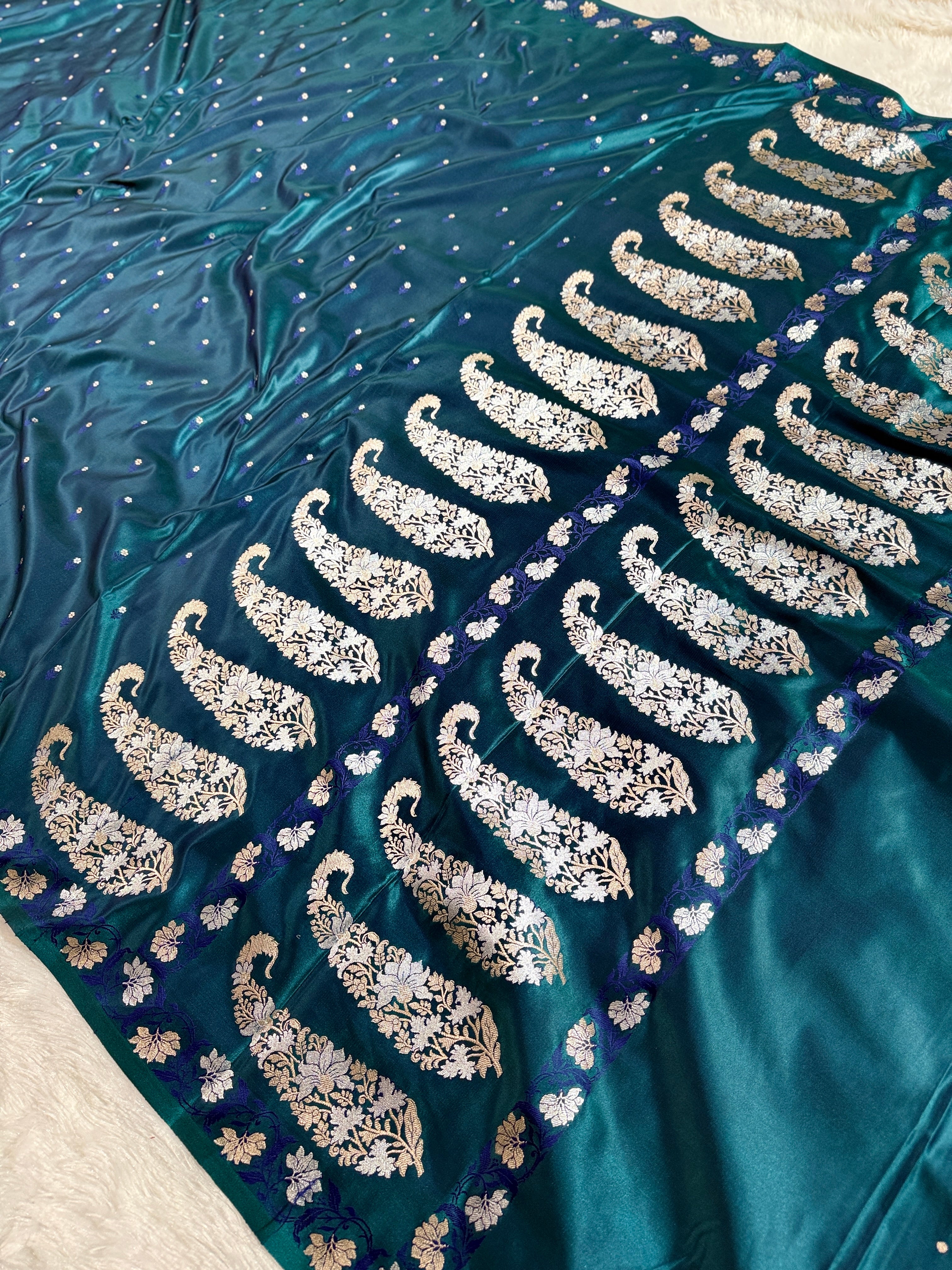 Peacock Banarasi Mashru Silk Saree with Dot Buti Weaving & Fancy Jacquard Border MKS105