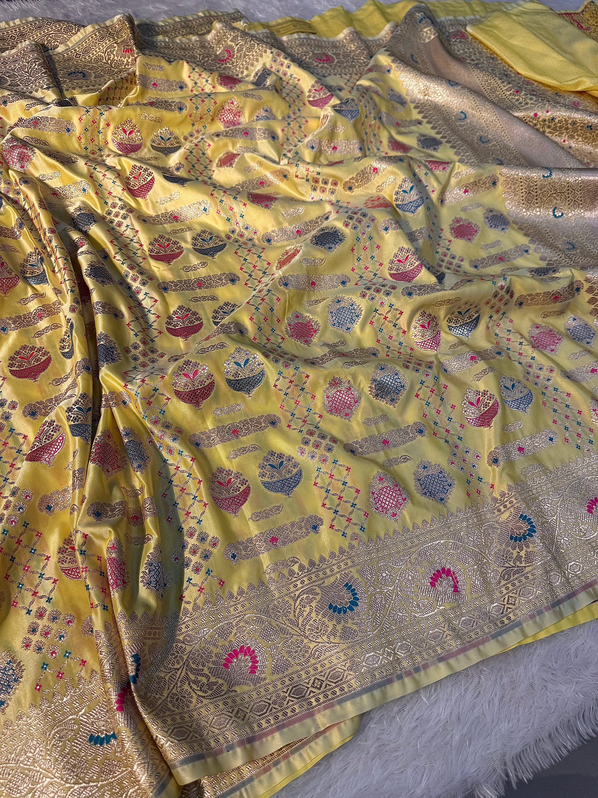 Mashru Kataan Meena flower Saree Ms14