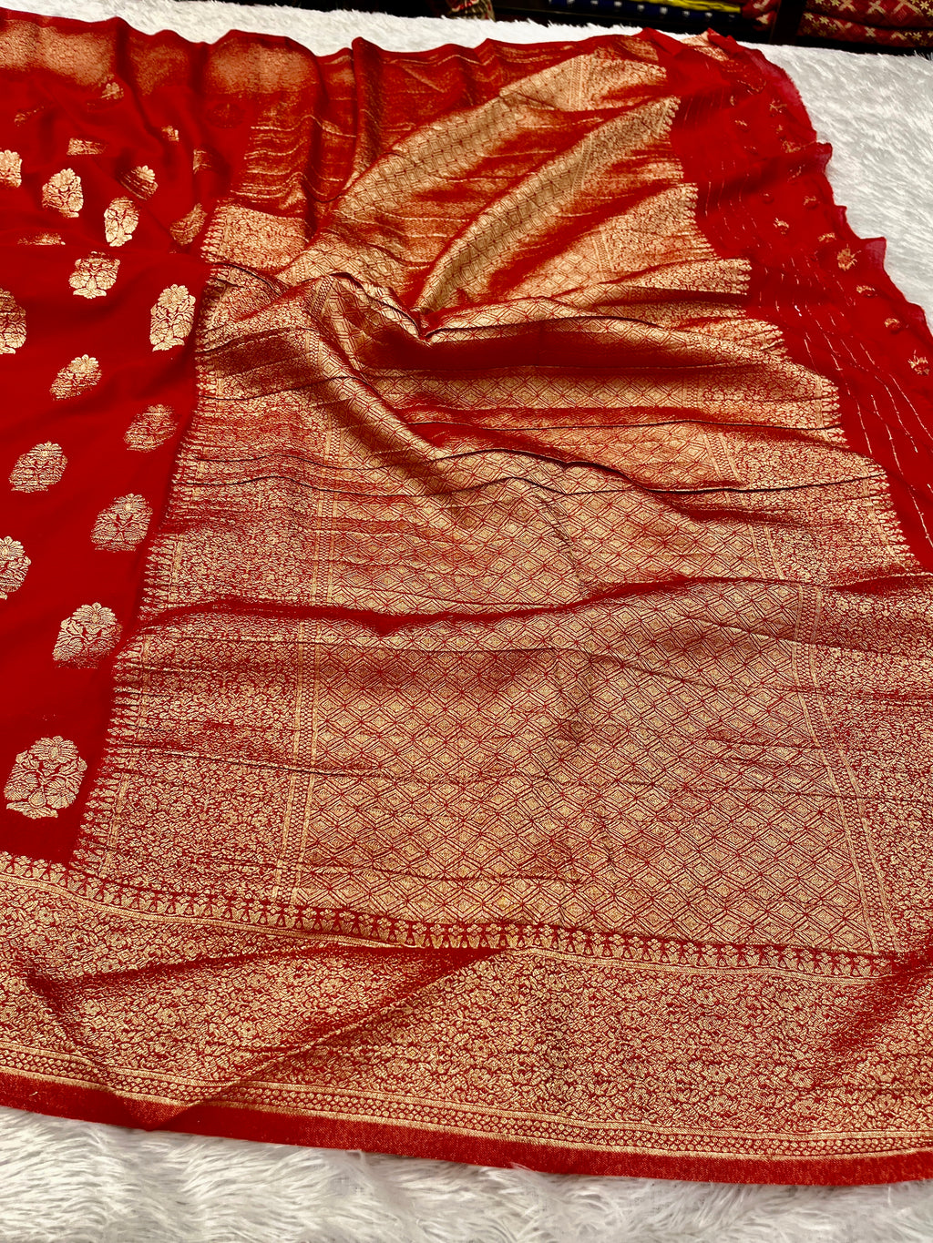 Chinon Silk Royal Buta   Design Red color  Saree CN08