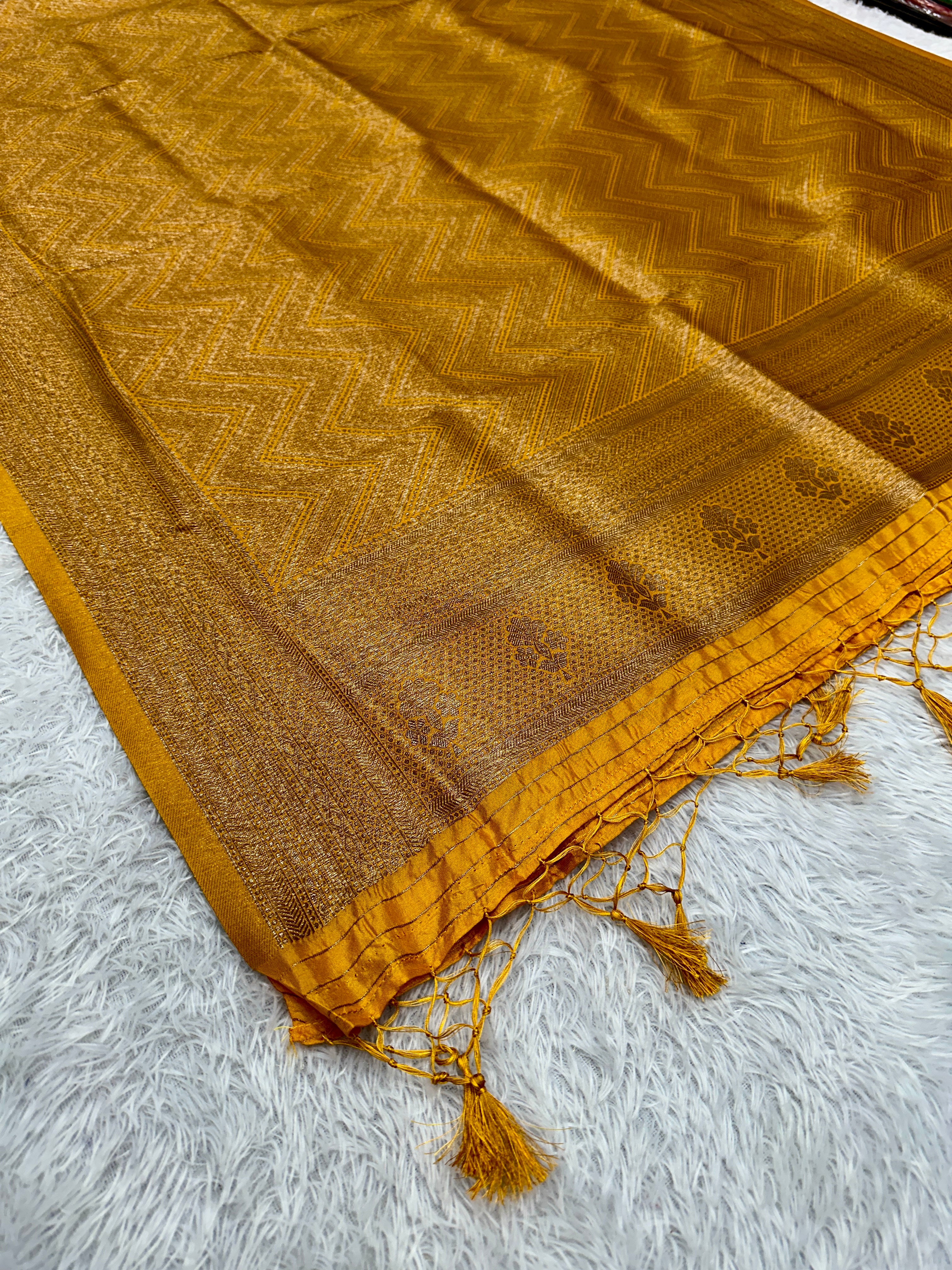 Banarasi Soft Silk 3 Piece Ladies Suit with Antique Zari Woven Work – MSS27