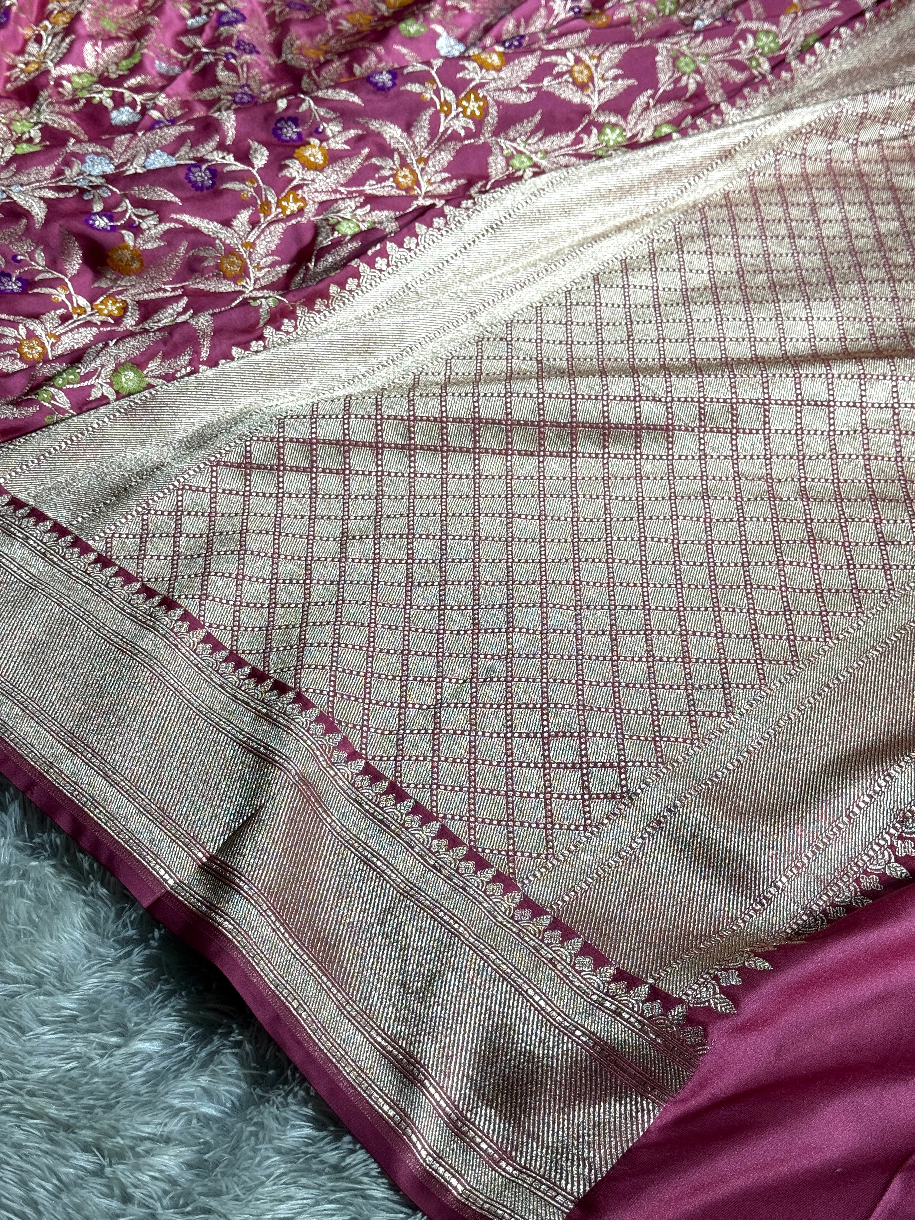 Strawberry Color Banarasi Mashru Silk Saree with Zari Meena Jangla Jaal Weave
MKS161