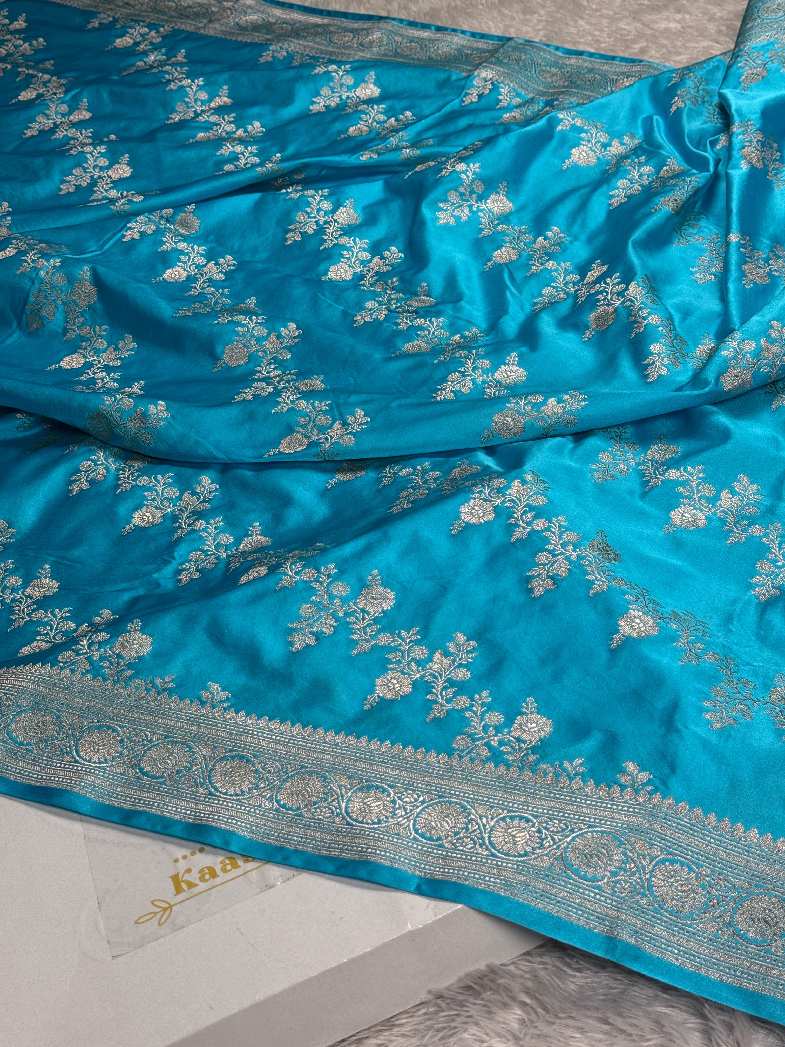 Light Blue Premium Banarasi Mashru Silk Saree with Jaal Woven Pattern MKS143