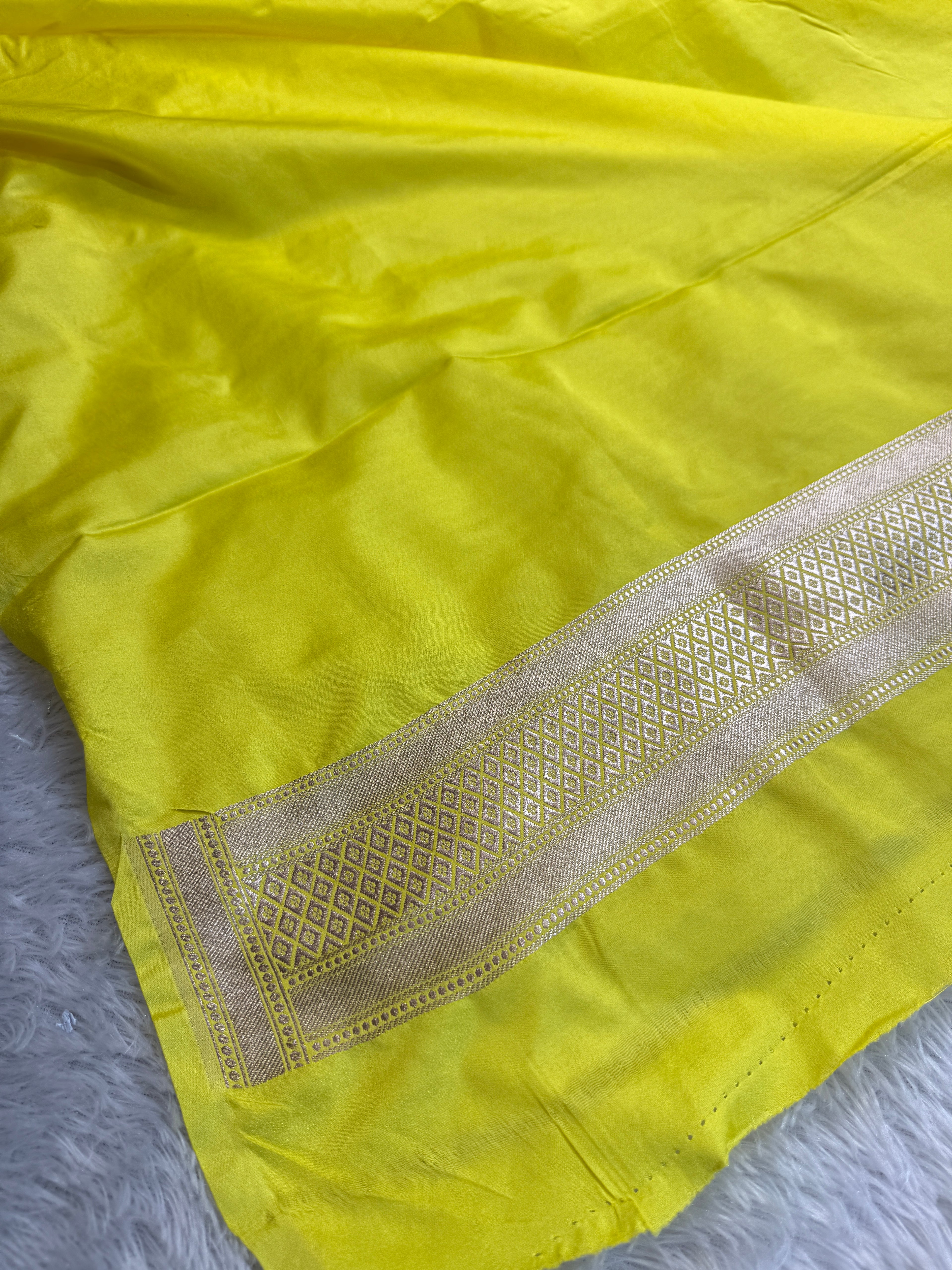 Lemon Banarasi Mashru Silk Saree with Jacquard Woven Raw Mango Buta Design MKS097