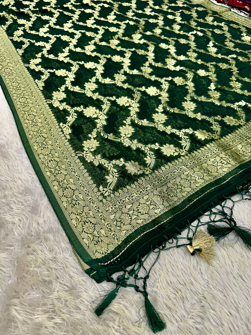 Banarasi Jacquard Zari Georgette Suit Dress – 3 Pc Set MSS24