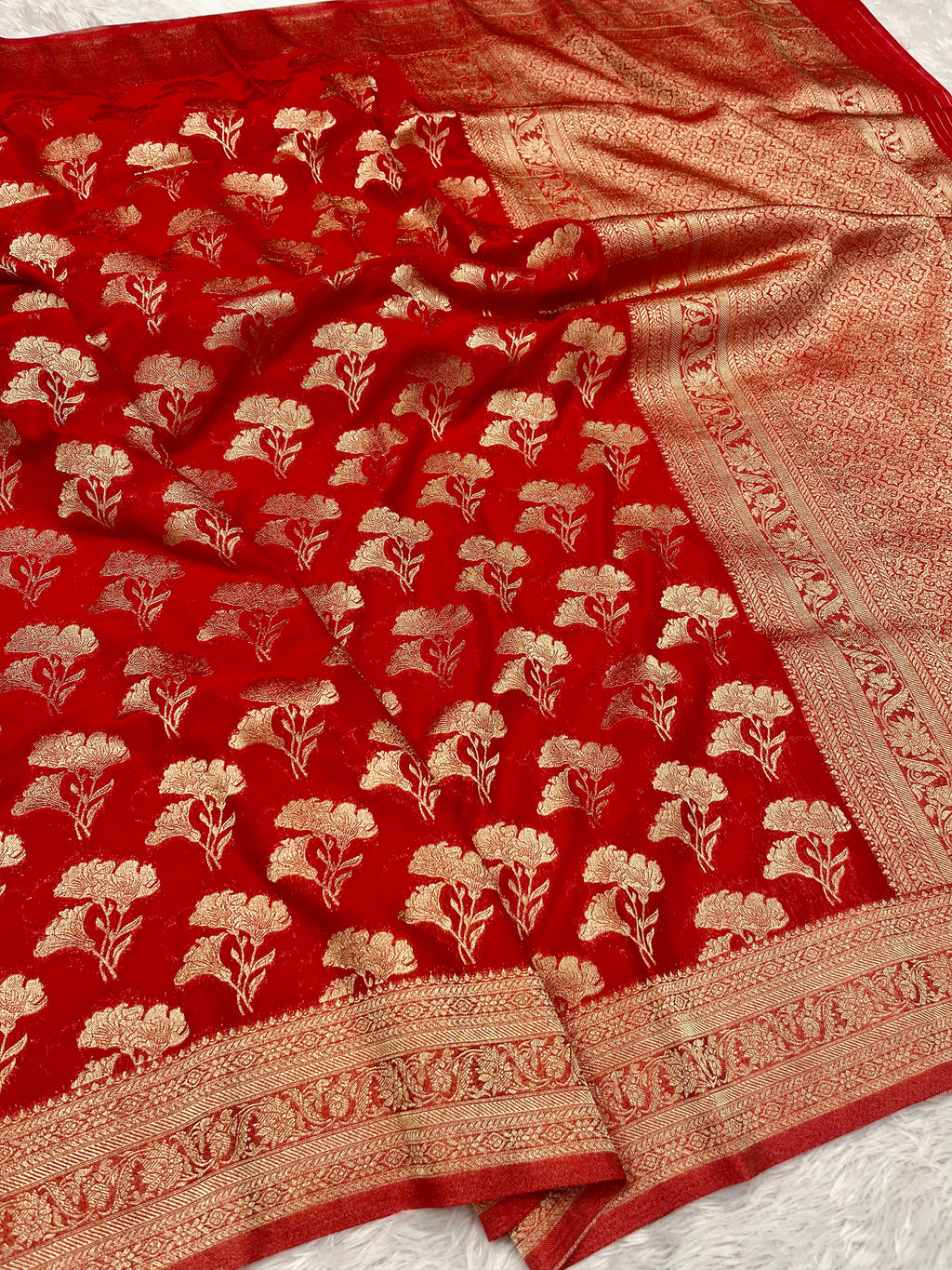 Chinon Silk Dual Flower Design Red  Color Saree CN05