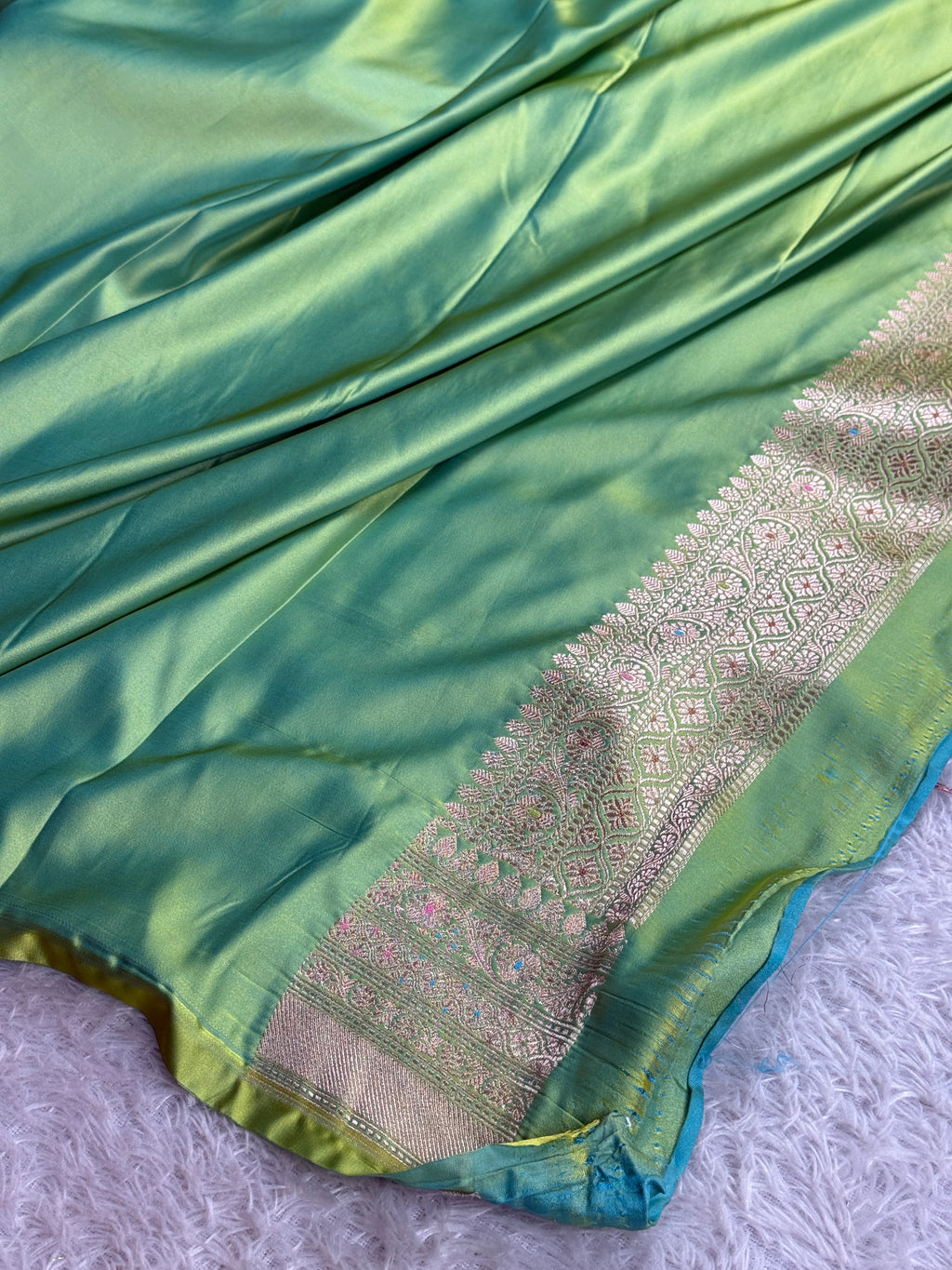 Sea Green Mashru Kataan Silk Saree With Rangkaat Alfi Meenakari Jaal Design – MKS646