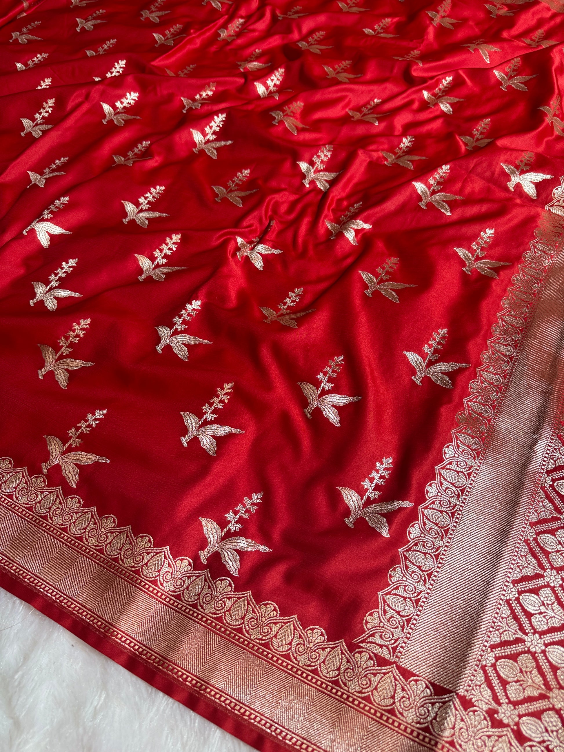 Red Color MASHRU BUTA SAREE MKS086