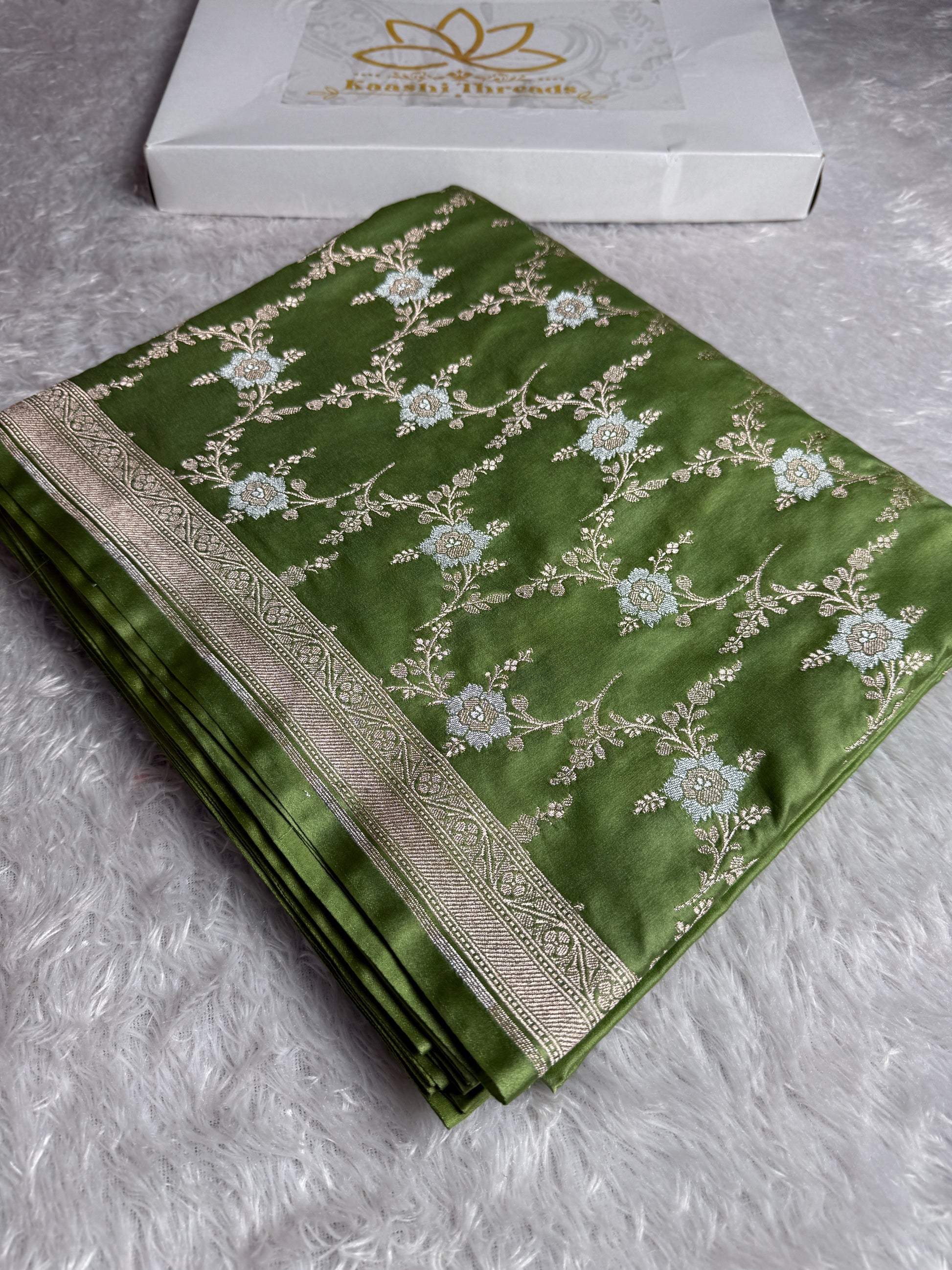 Light Color Shade Pista Mashru kataan Silk Saree MKS084