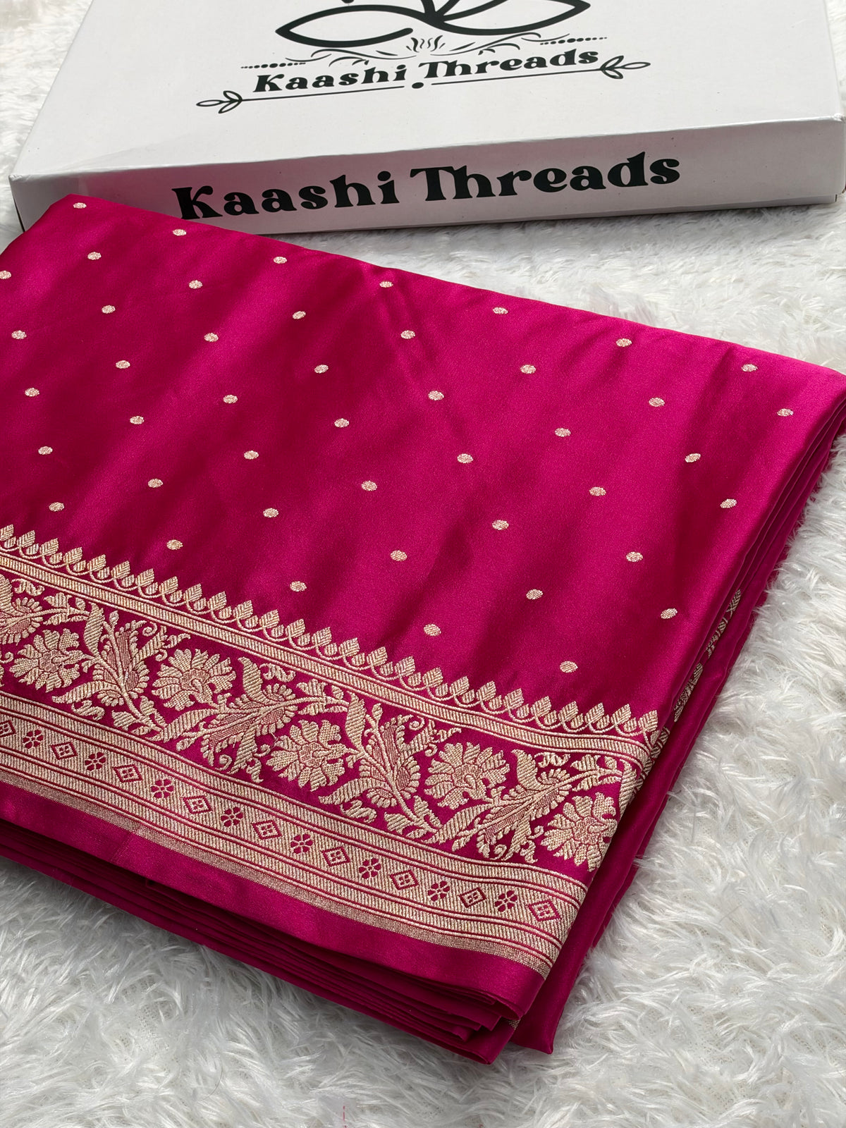 MKS871 – Premium Mashru Kataan Silk Saree with Traditional Border & Rich Zari Pallu