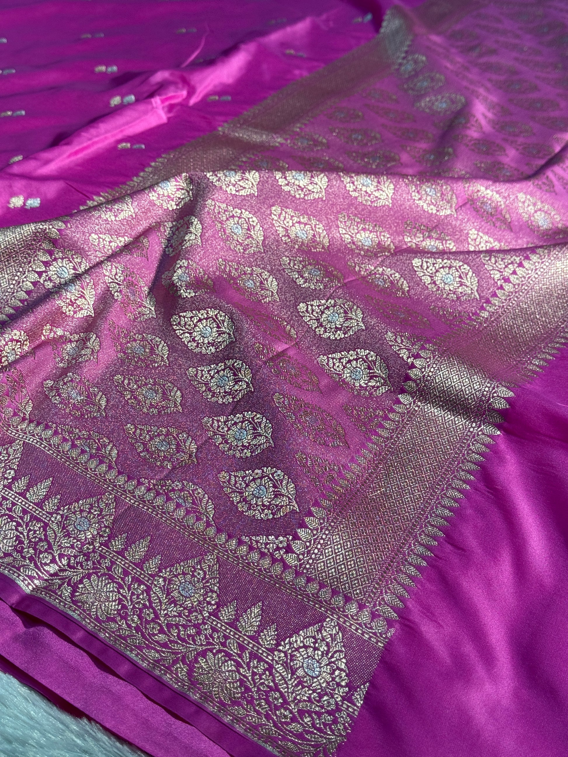 Double Buti Mashru kataan Saree Ms22