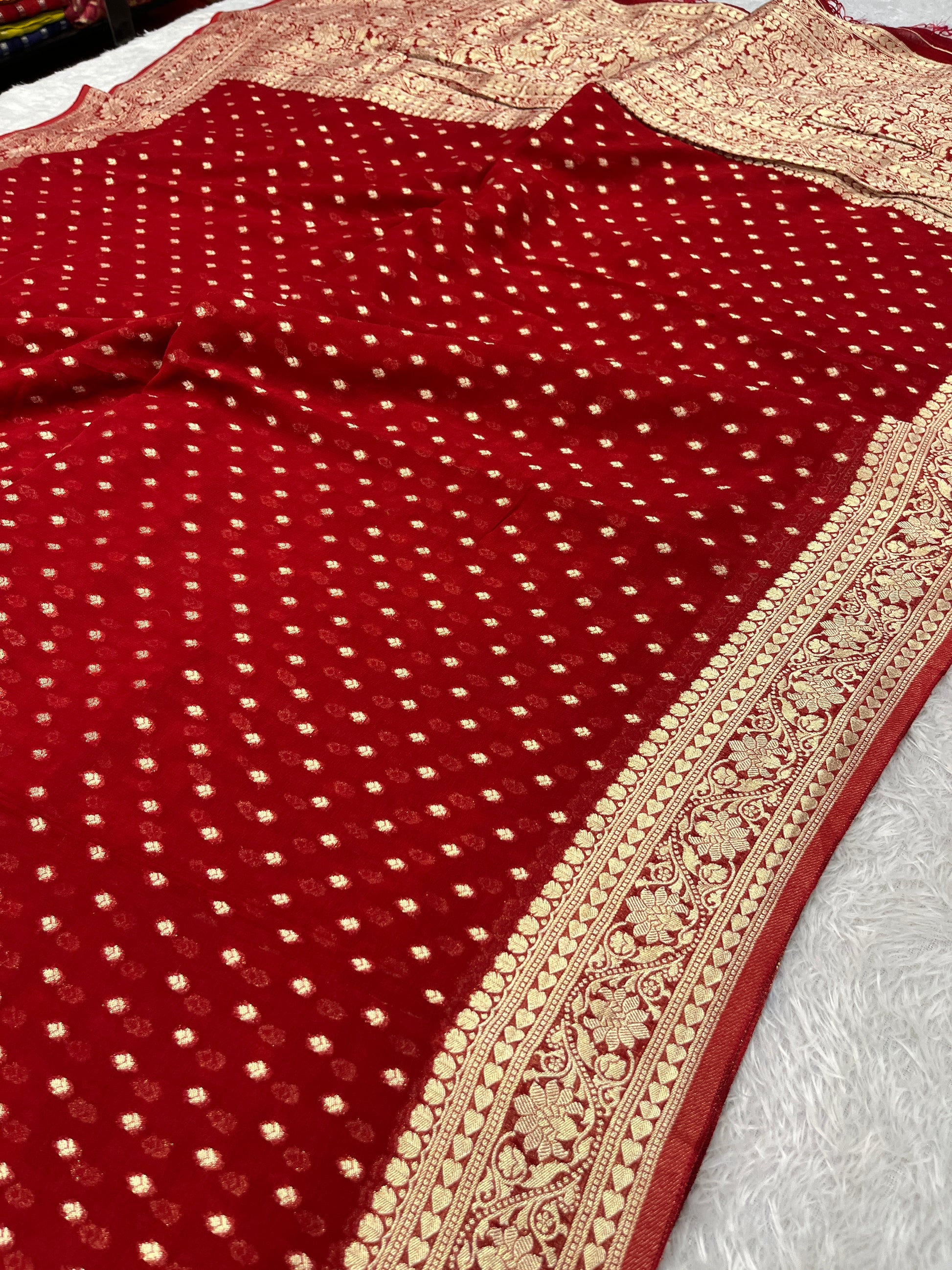Banarsi Pure Natural Georgette Traditional Patti Buti  Design VSG05
