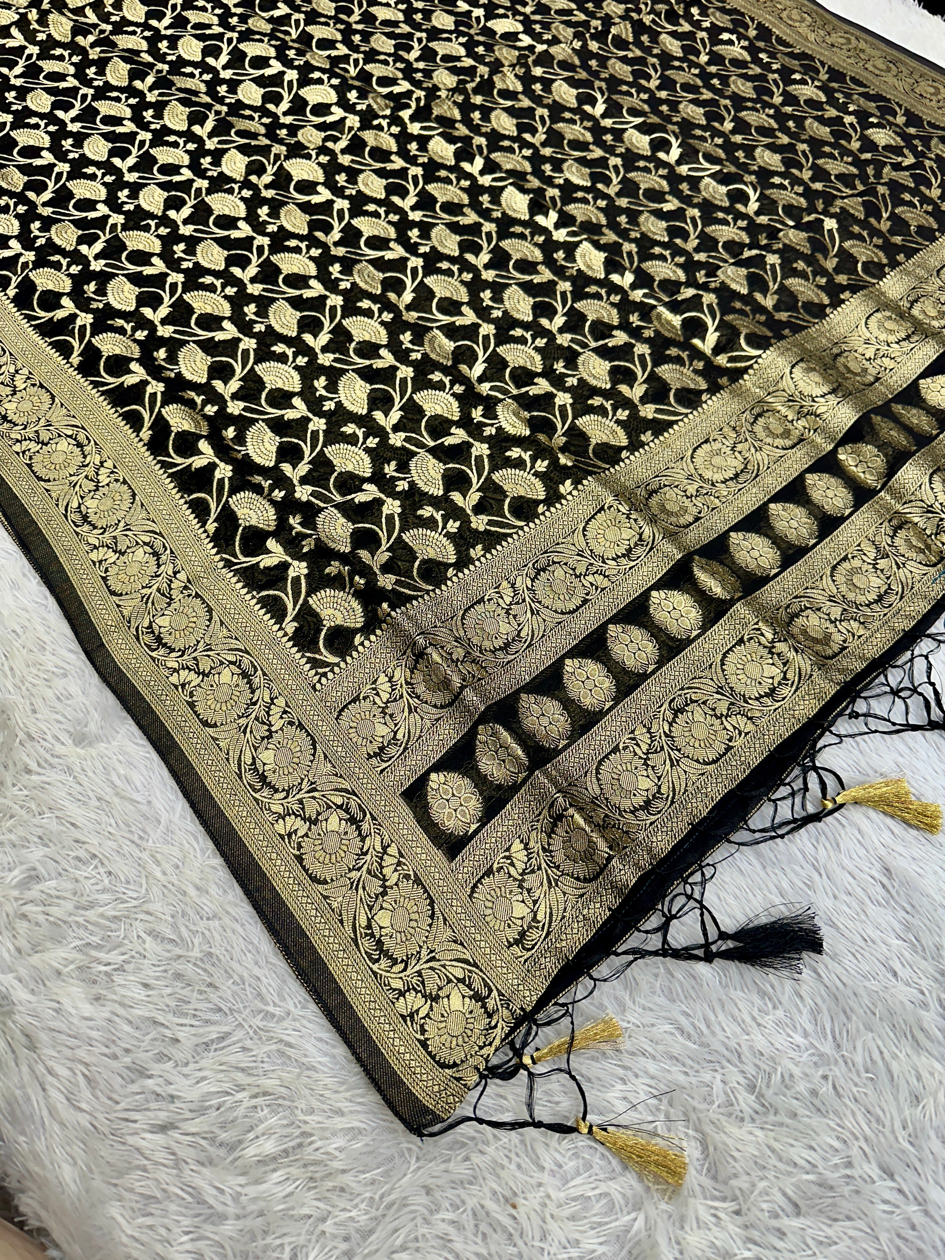 Banarasi Jacquard Zari Georgette Suit Dress – 3 Pc Set MSS21