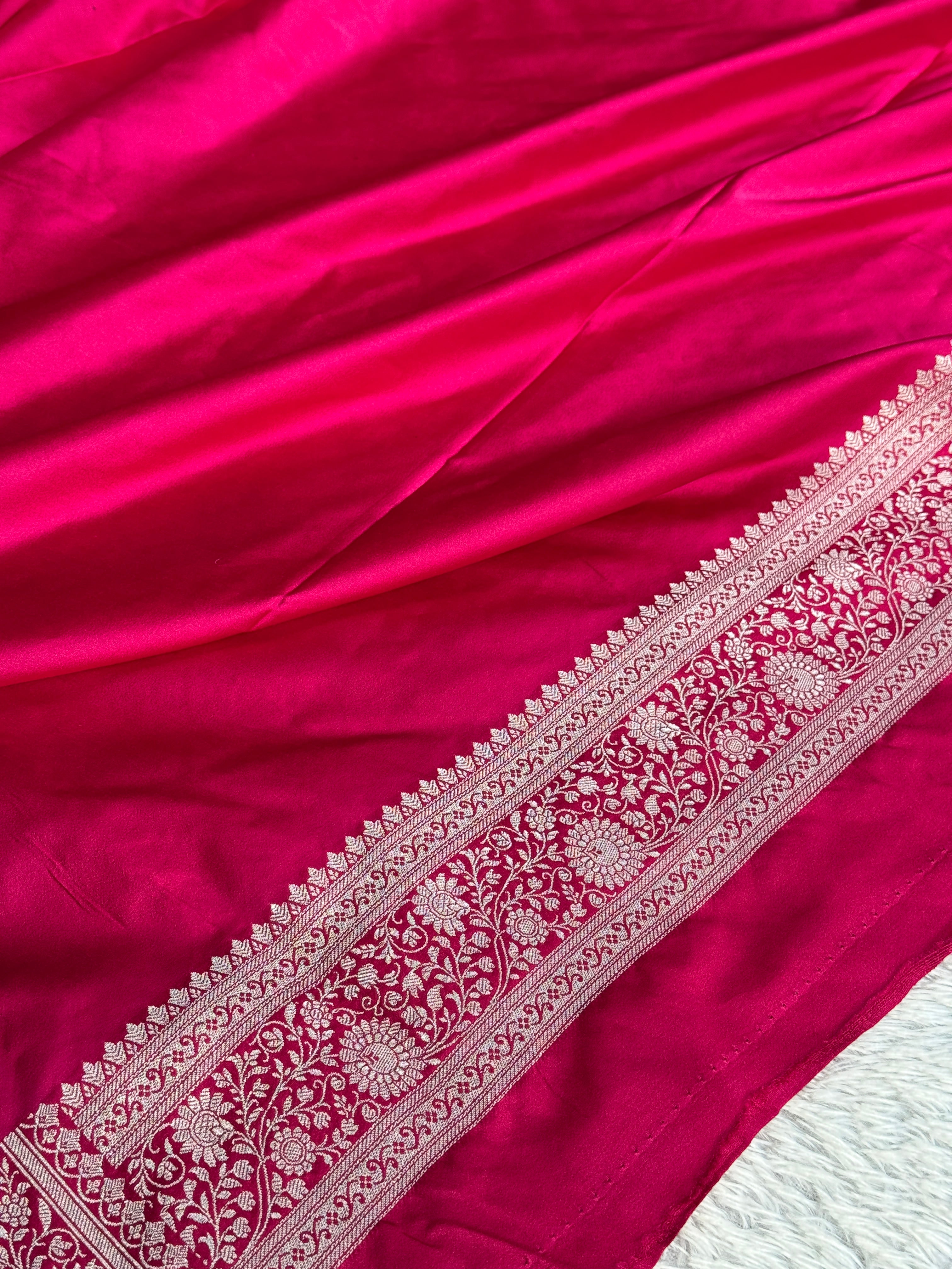 Banarasi Mashru Kataan Silk Saree in Strawberry Pink with Rani Pink Contrast | MKS781