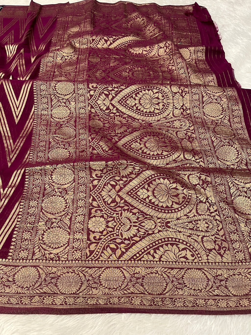 Chinon Silk Zig Zag Design Wine Color Saree CN09