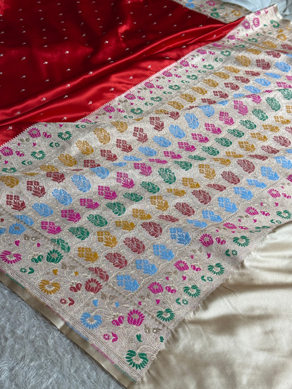 Red Cream Contrast Paithani Mashru Kataan Silk Saree – MKS654
