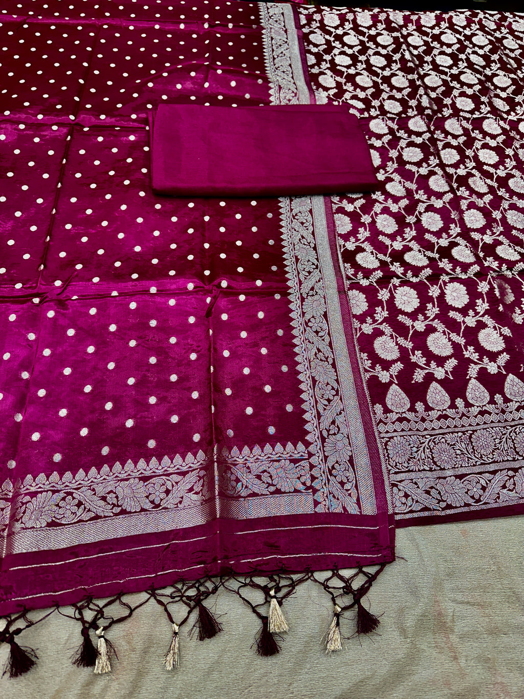 ✨ Banarasi Jacquard Gap Buti HO Silk 3-Piece Unstitched Dress Material MSS23