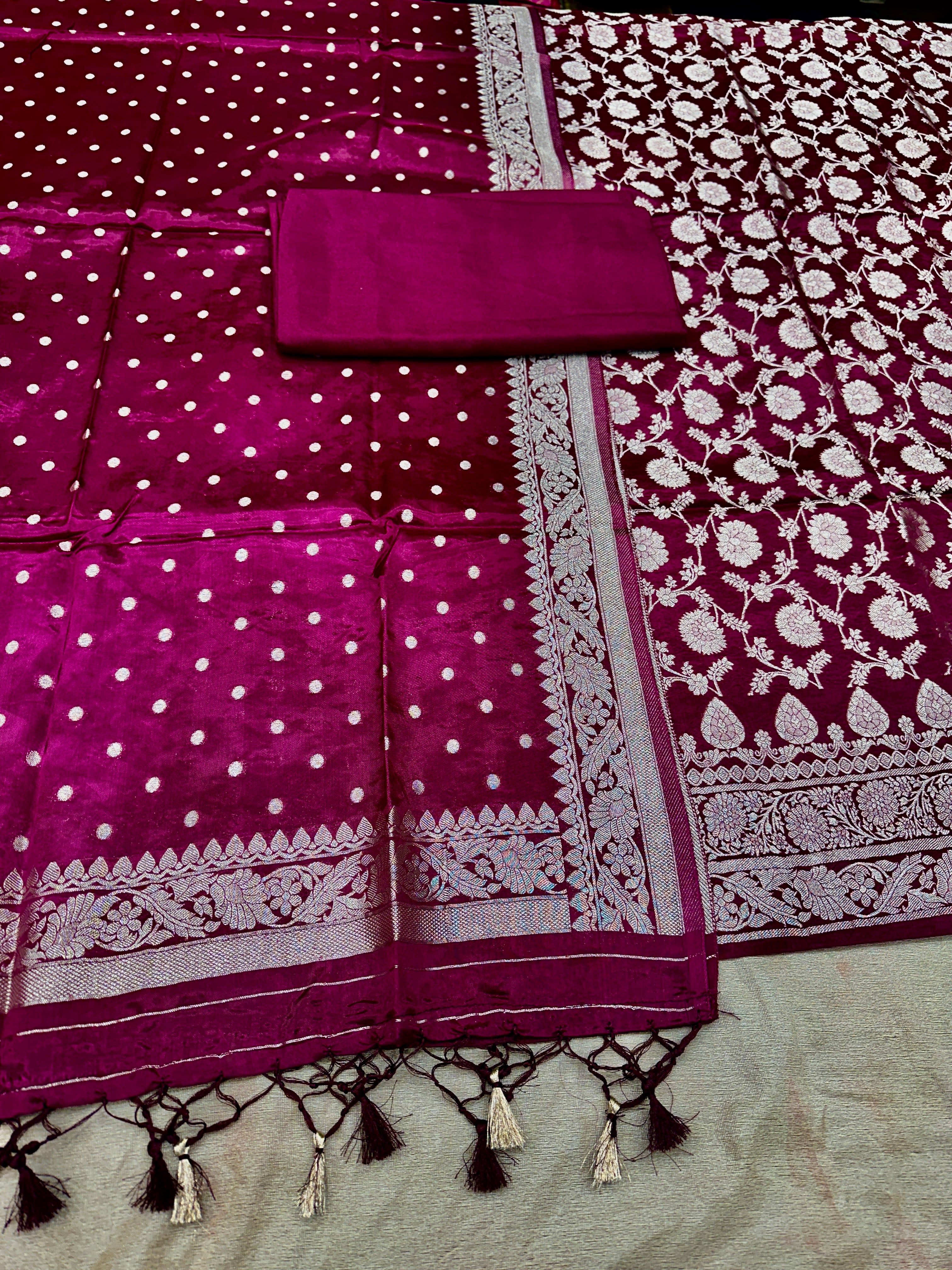 ✨ Banarasi Jacquard Gap Buti HO Silk 3-Piece Unstitched Dress Material MSS23