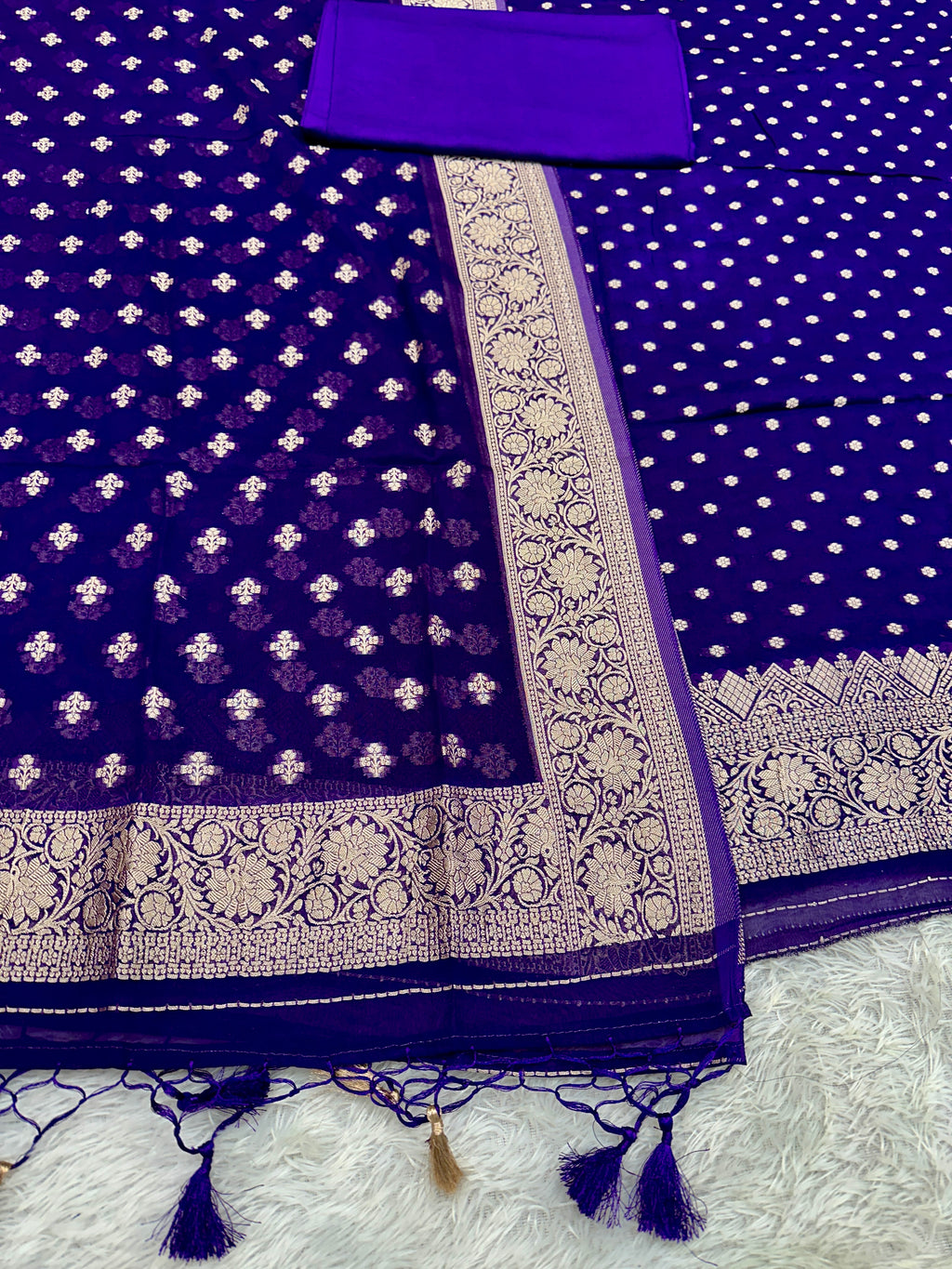 Banarasi Jacquard Zari Georgette Suit Dress – 3 Pc Set MSS25