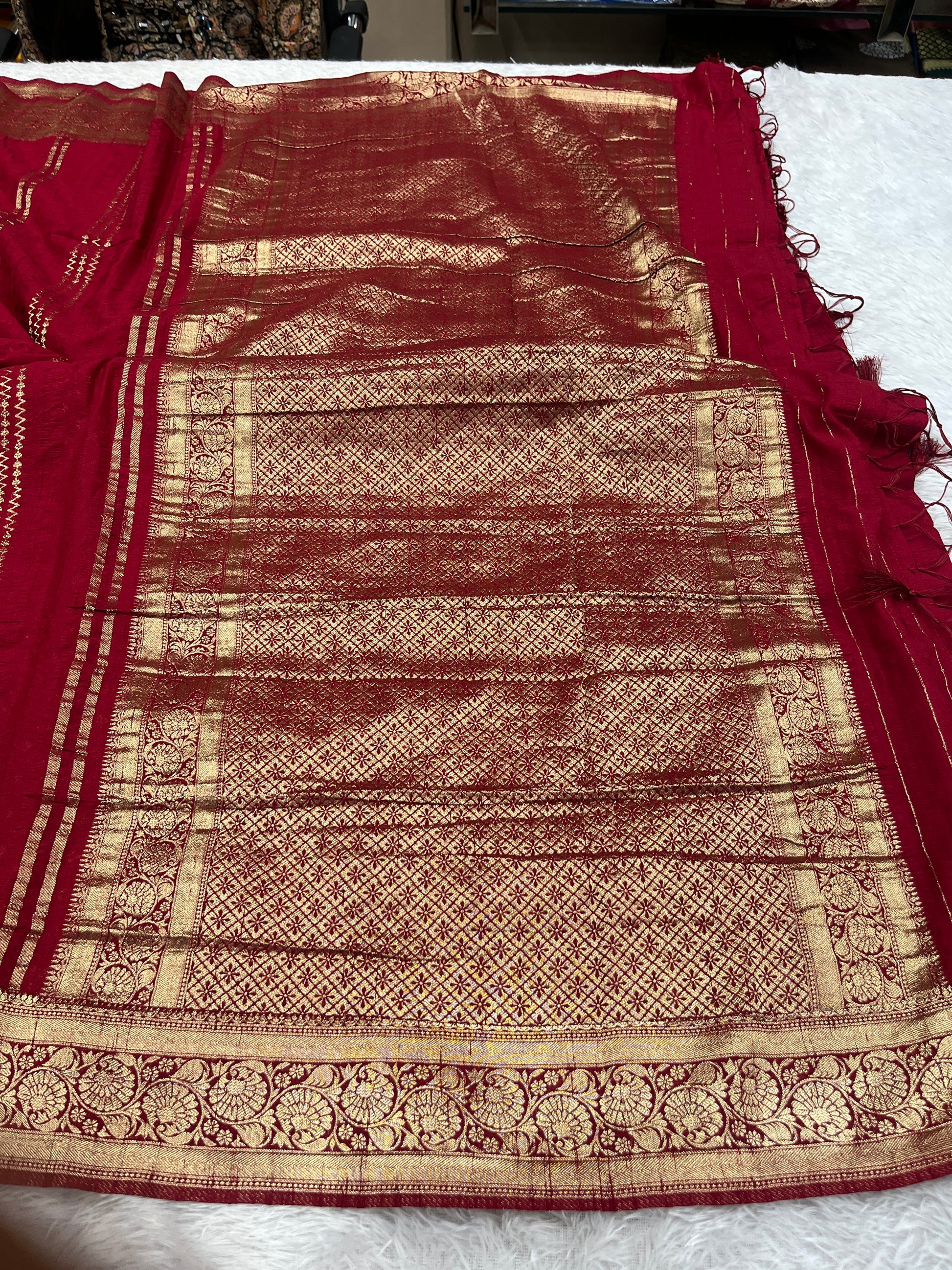 Raw Silk Zari Lining Maroon Saree RS003