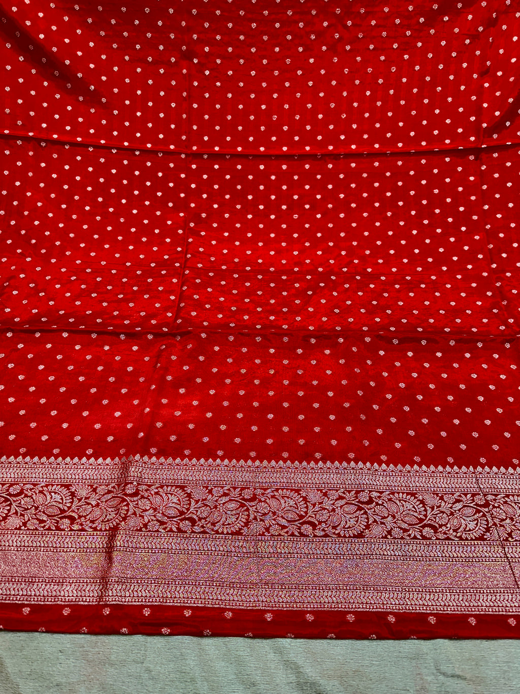 ✨ Banarasi Jacquard Gap Buti HO Silk 3-Piece Unstitched Dress Material MSS22