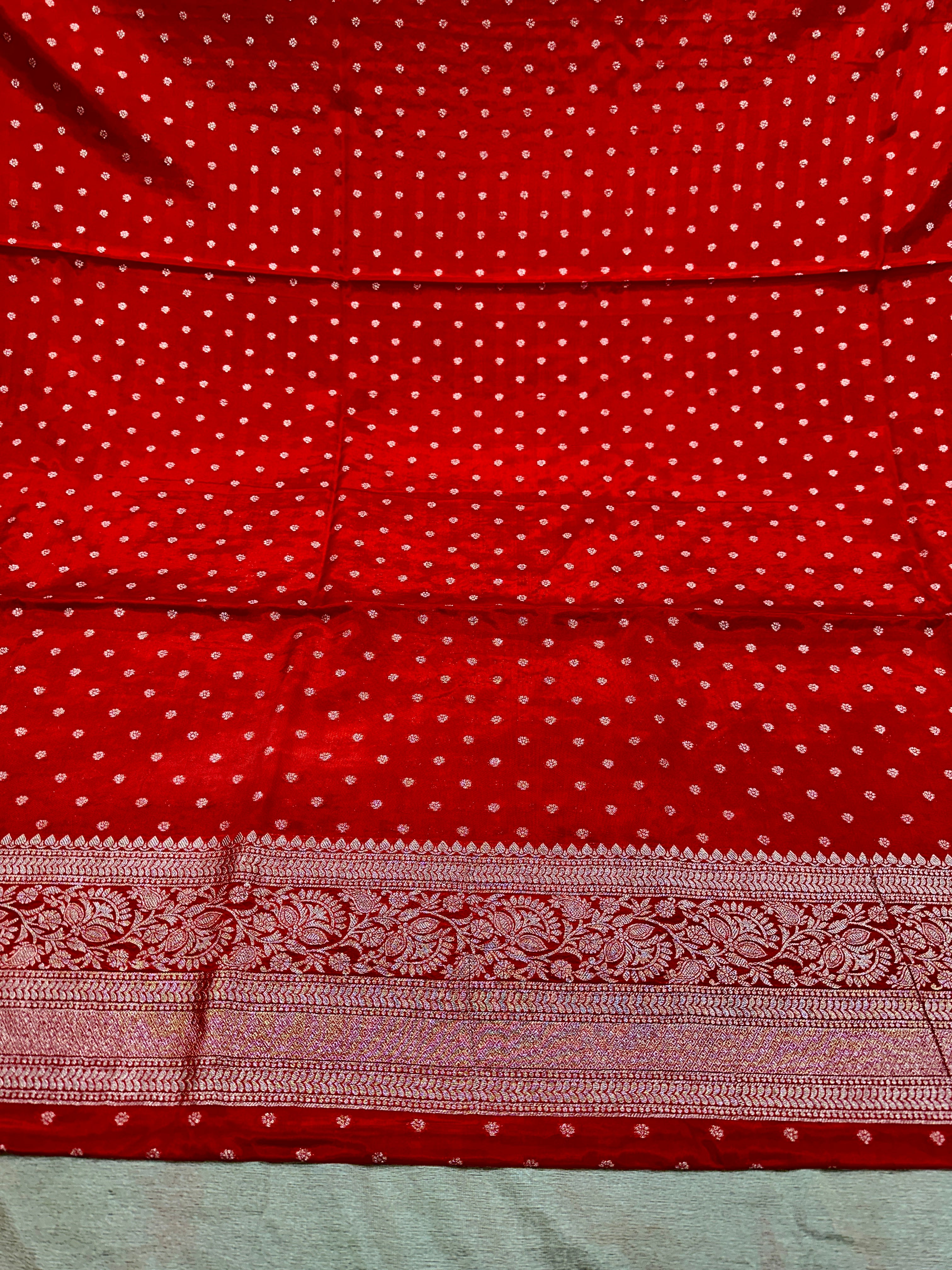 ✨ Banarasi Jacquard Gap Buti HO Silk 3-Piece Unstitched Dress Material MSS22