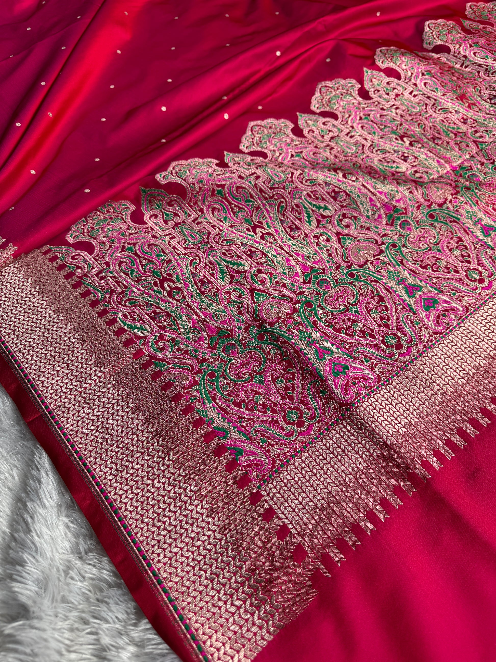 Rani Banarasi Mashru Silk Saree with Dot Buti Weaving & Fancy Jacquard Border MKS103