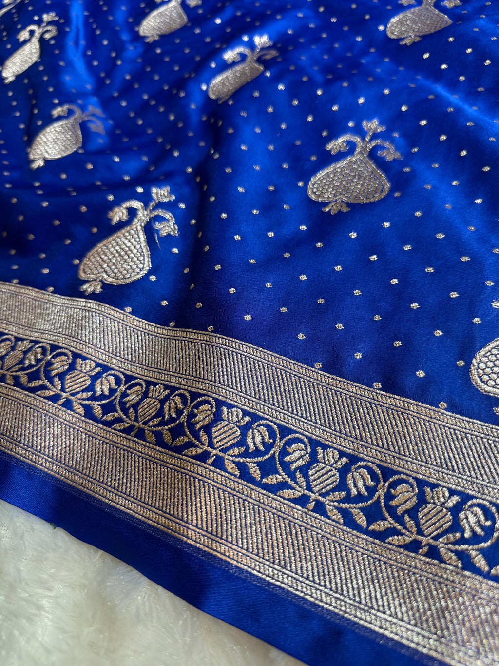 Royal Blue Banarasi Mashru Silk Saree with Jacquard Woven Fancy Buta Design MKS089