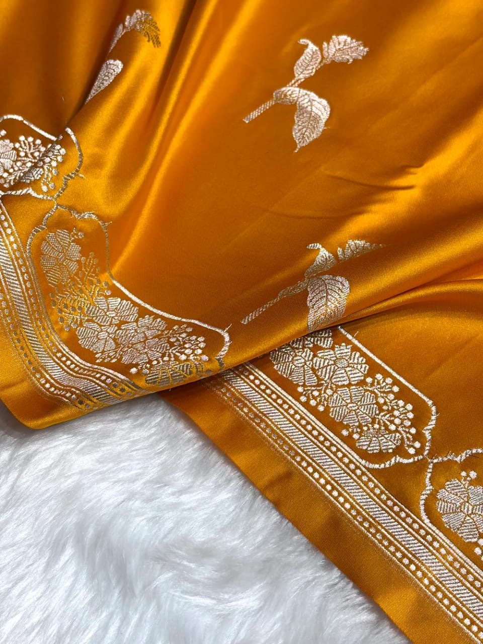 Banarasi Mashru Kataan Silk Saree Featuring Flower Buta Design with Ikkat Border and Zari Pallu – MKS409