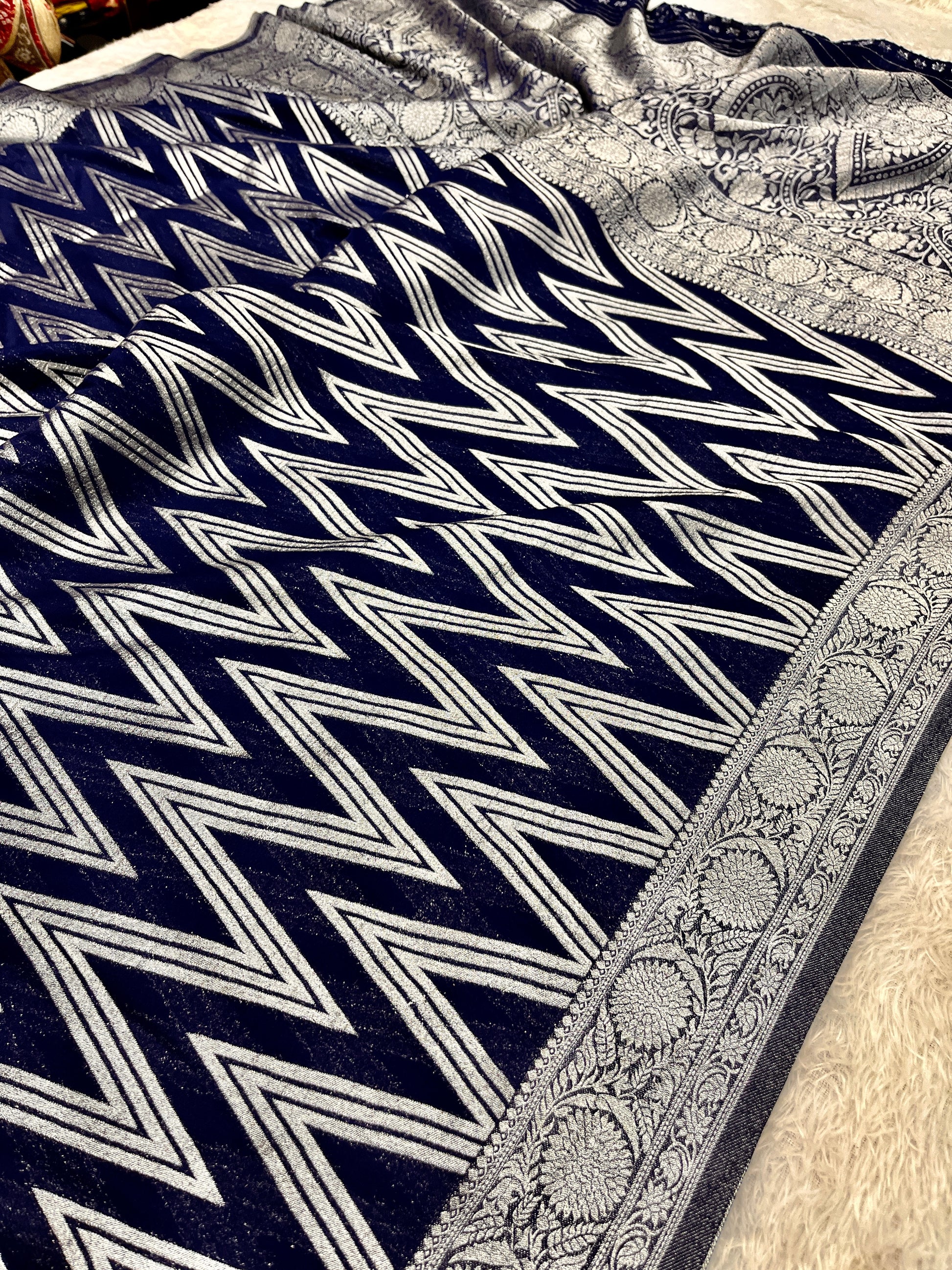 Chinon Silk Zig Zag Design Navy blue Color Saree CN09