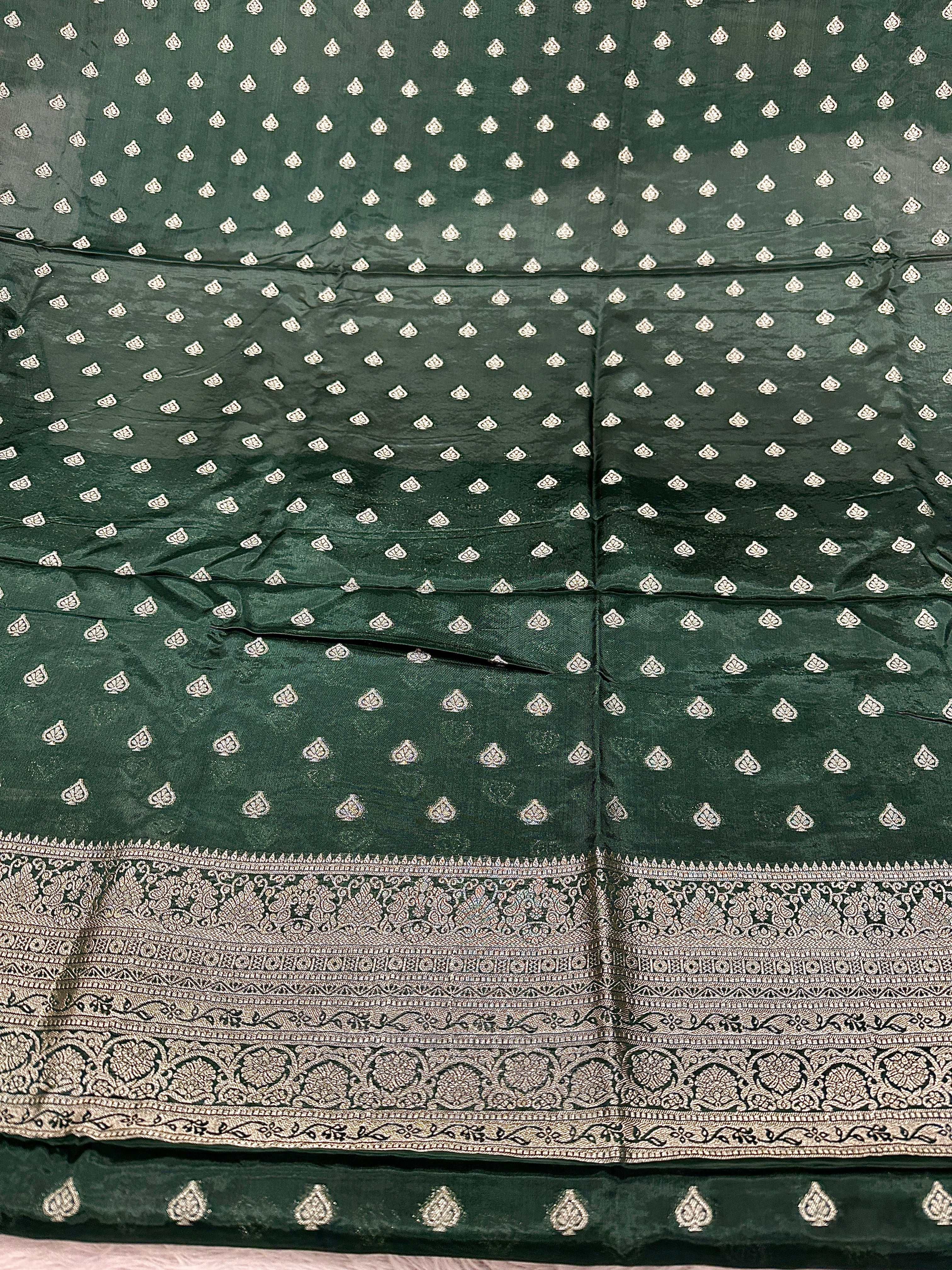 ✨ Banarasi Jacquard HO Silk 3-Piece Unstitched Dress Material MSS13