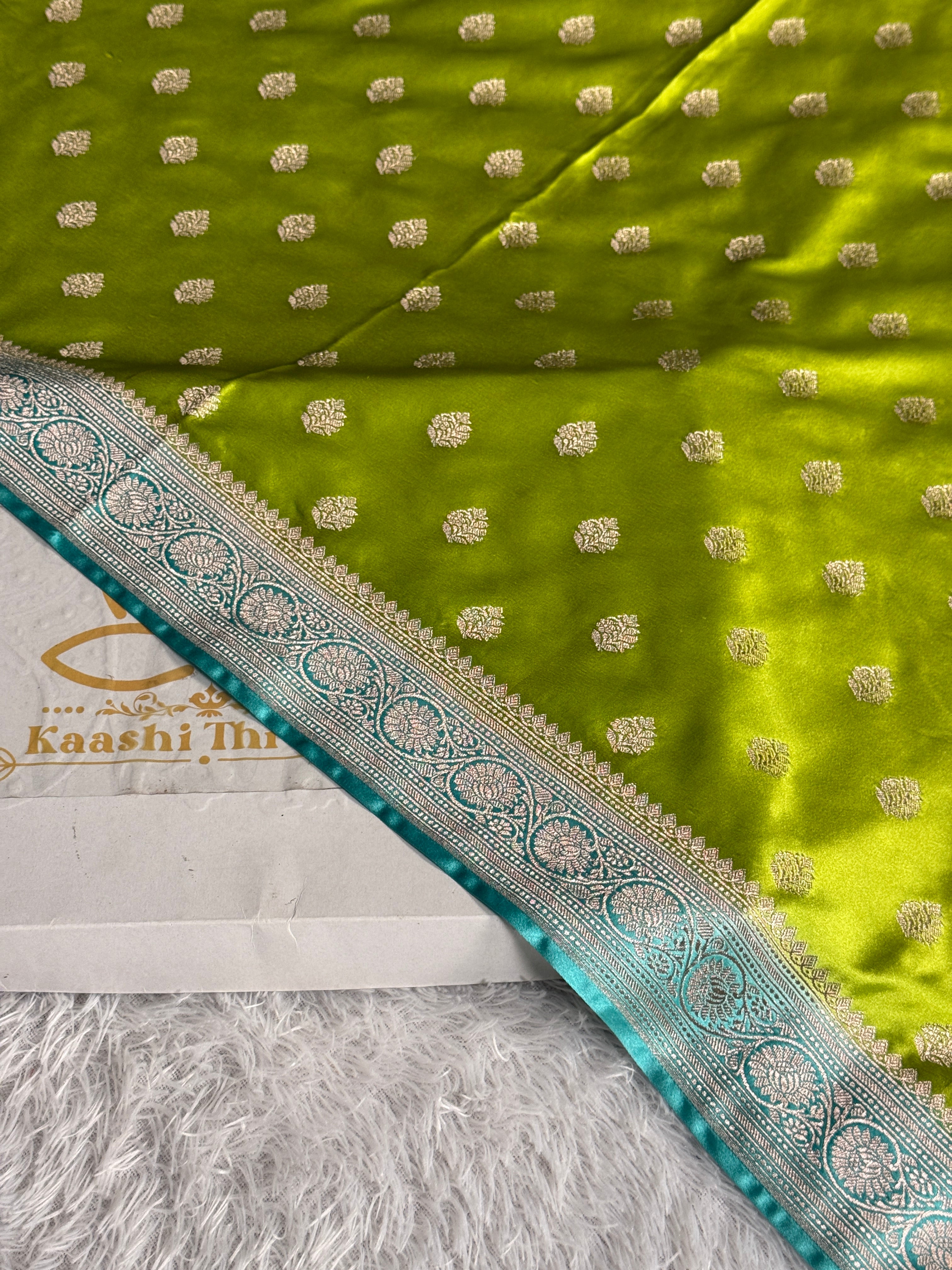 MKS690 – Mehndi & Sea Green Banarasi Mashru Kataan Silk Saree with Buta Woven Design