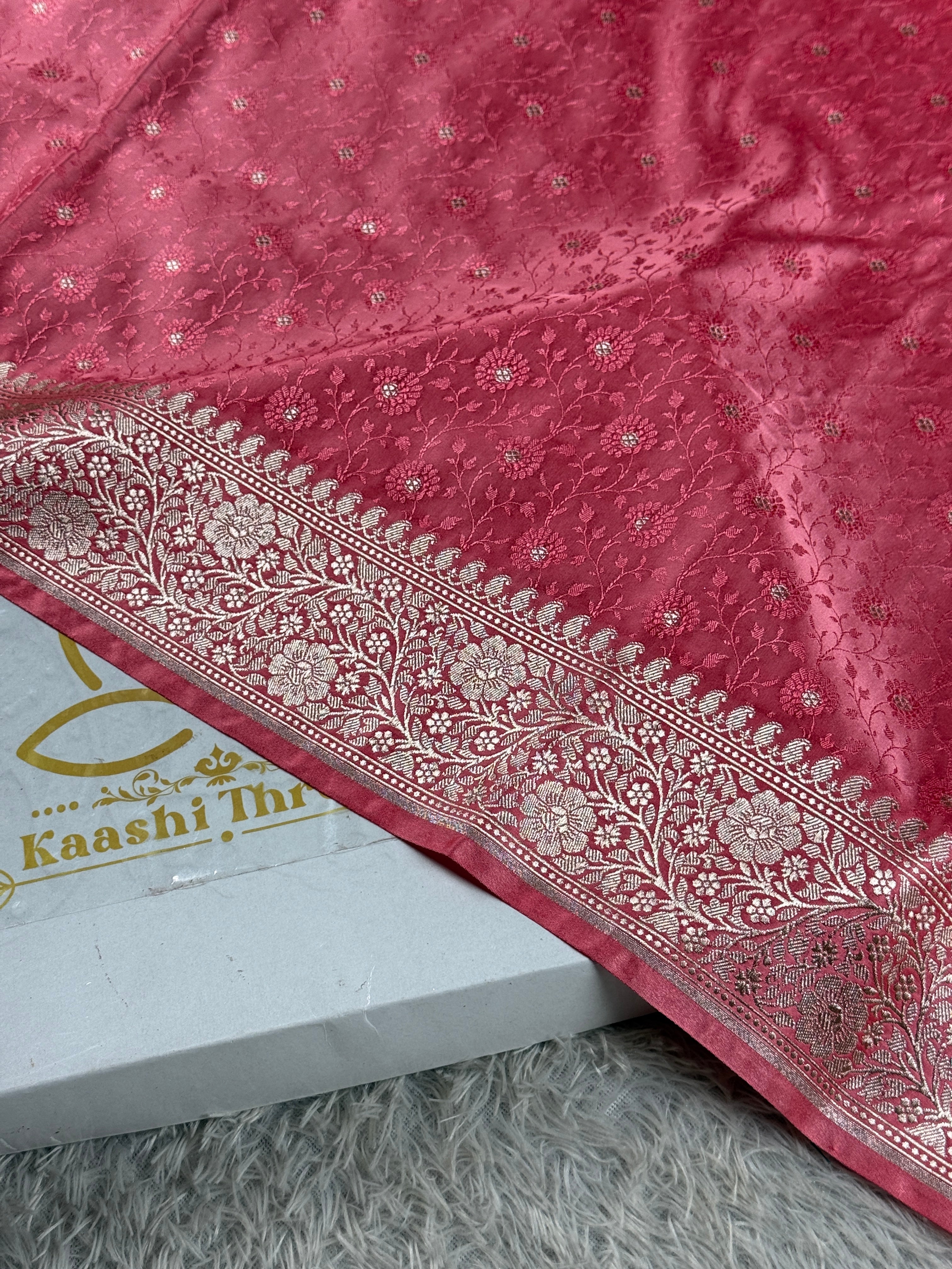 Mashru Kataan Silk Saree with Tanchoi Satin Zari Meenakari Weave & Rich Pallu – MKS508