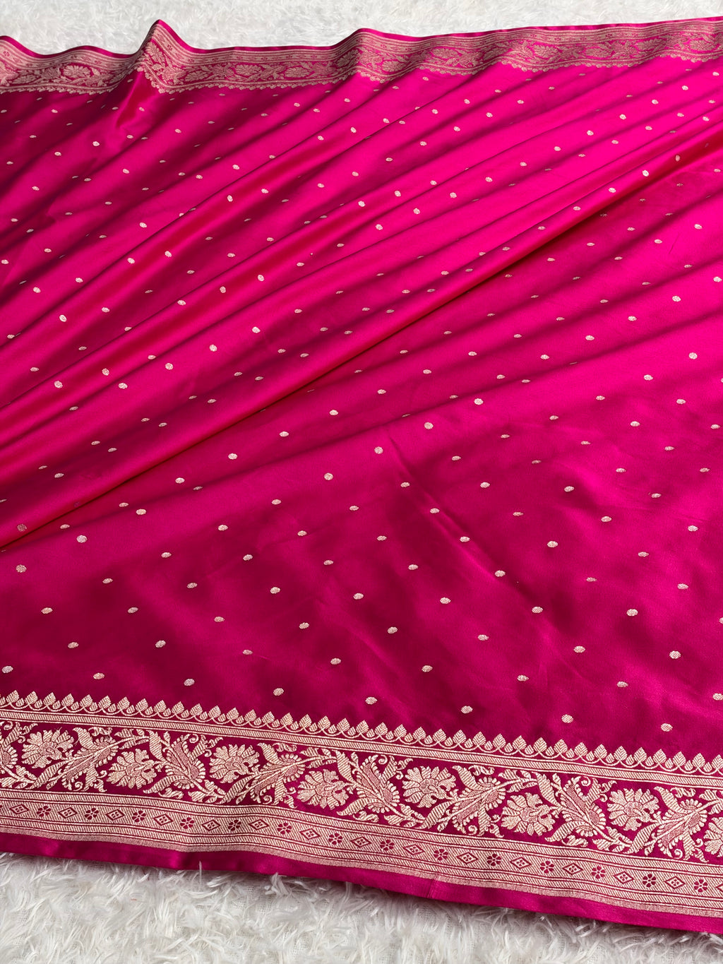 MKS871 – Premium Mashru Kataan Silk Saree with Traditional Border & Rich Zari Pallu