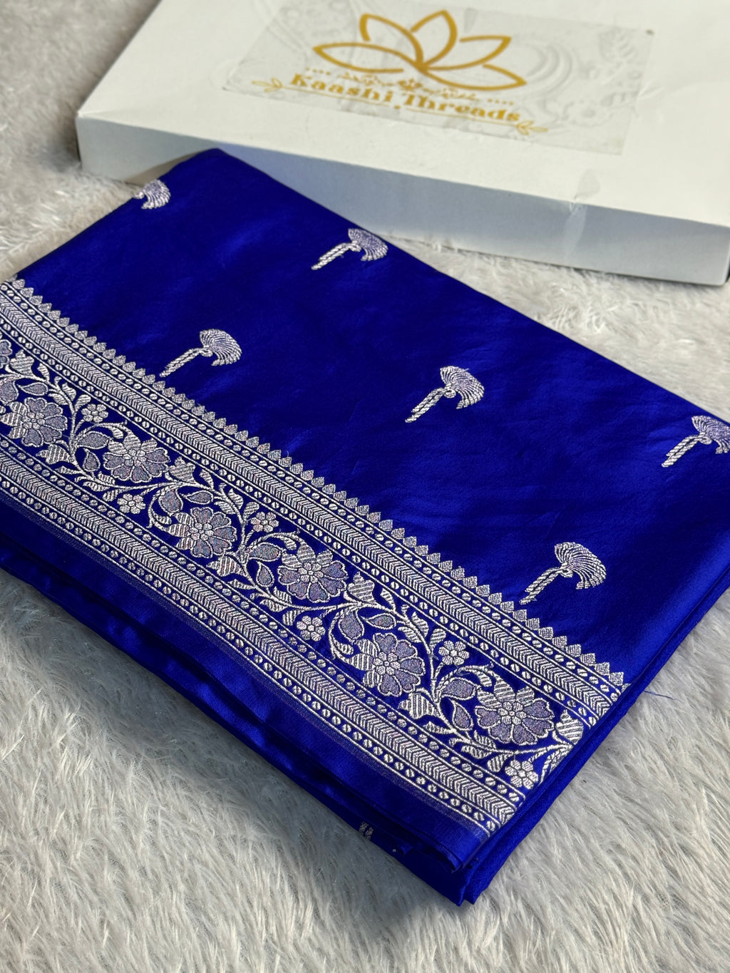 Royal Blue Banarasi Mashru Silk Saree with Jacquard Woven Floral Buta Design MKS097