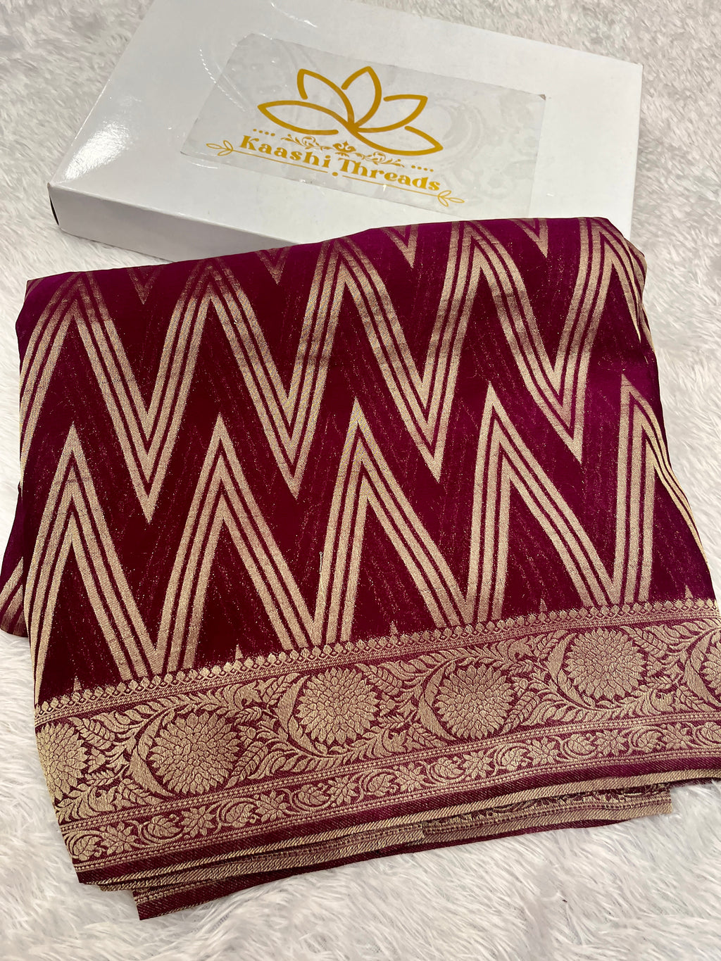 Chinon Silk Zig Zag Design Wine Color Saree CN09