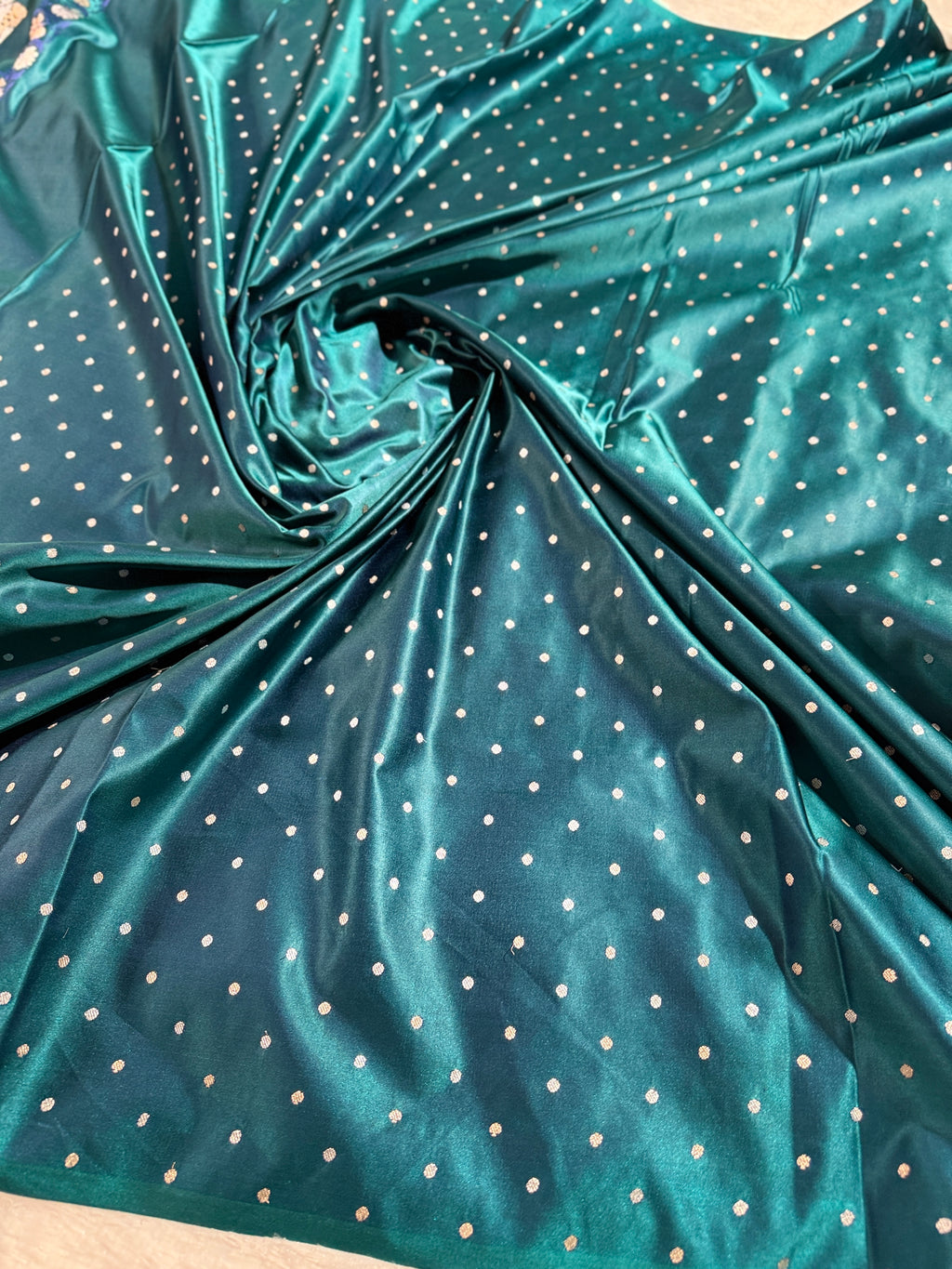 Peacock Banarasi Mashru Silk Saree with Dot Buti Weaving & Fancy Jacquard Border MKS105