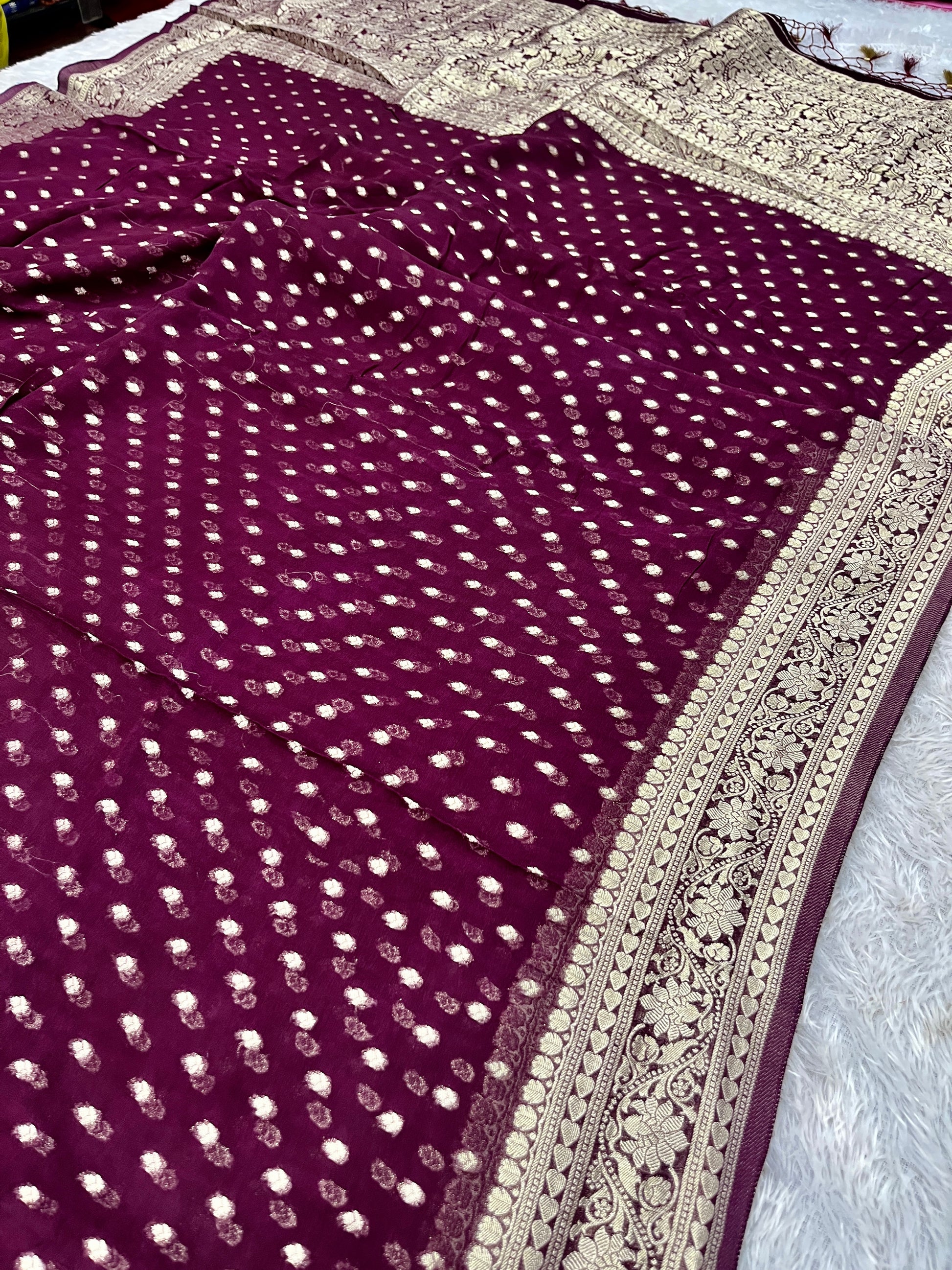 Banarsi Pure Natural Georgette Traditional Patti Buti  Design VSG05