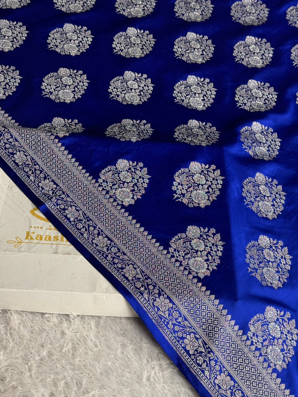 MKS702 – Mashru Kataan Silk Saree with Meenakari Buta Weaving