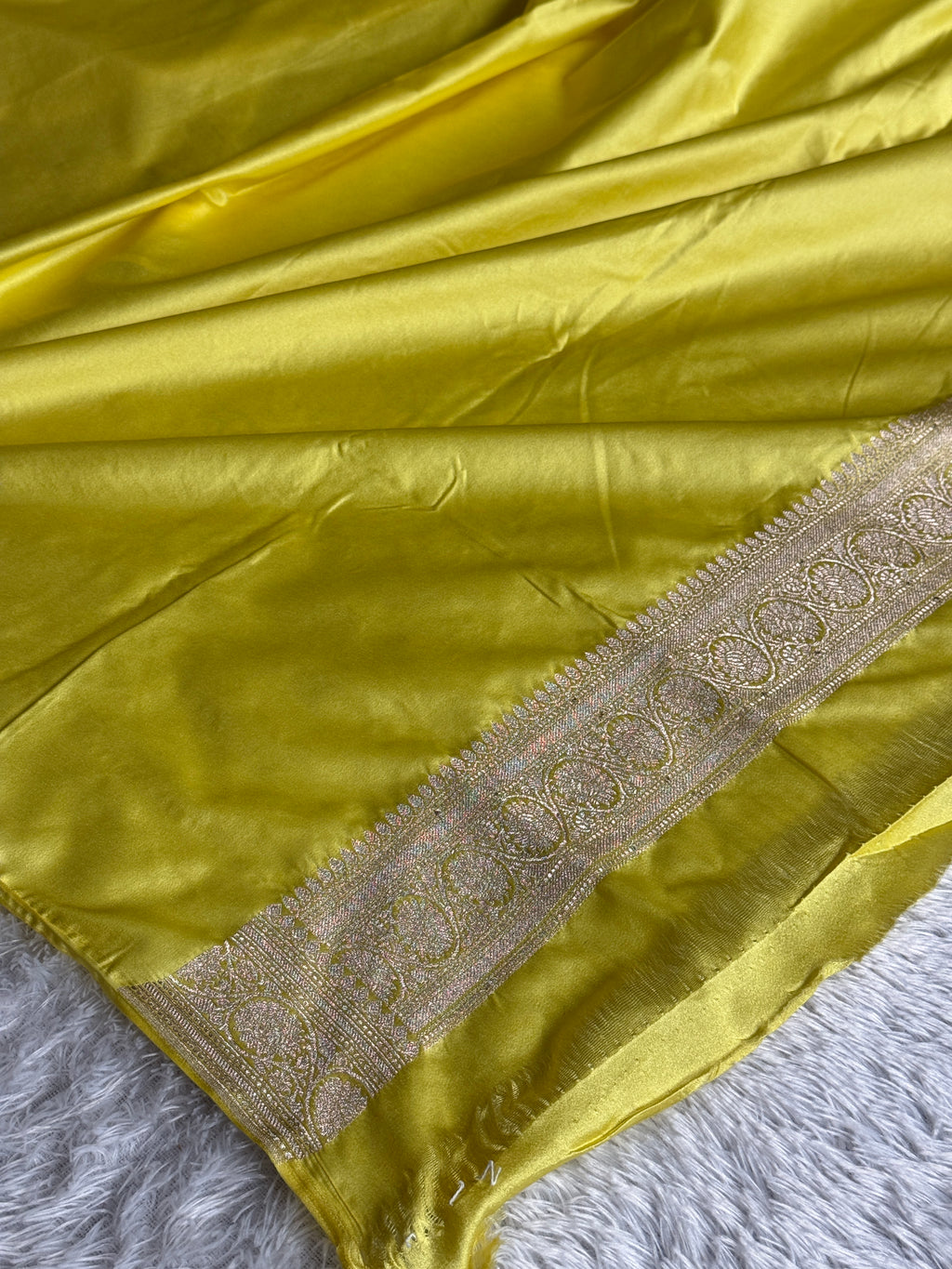 Cream with Lemon Yellow Contrast Mashru Kataan Silk Saree with Rich Zari Woven Pallu | MKS644