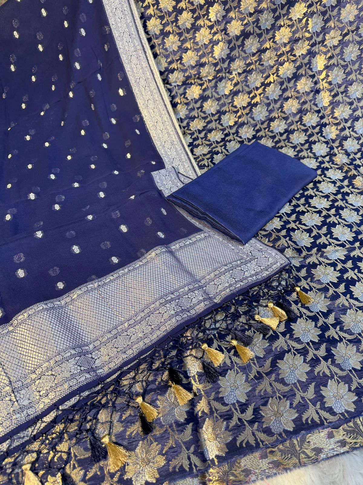 Fancy Banarsi Ladies Suits ST101