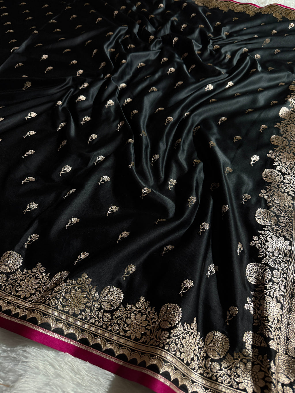 Black Banarasi Mashru Silk Saree with Jacquard Woven Fancy Buta Design  MKS022