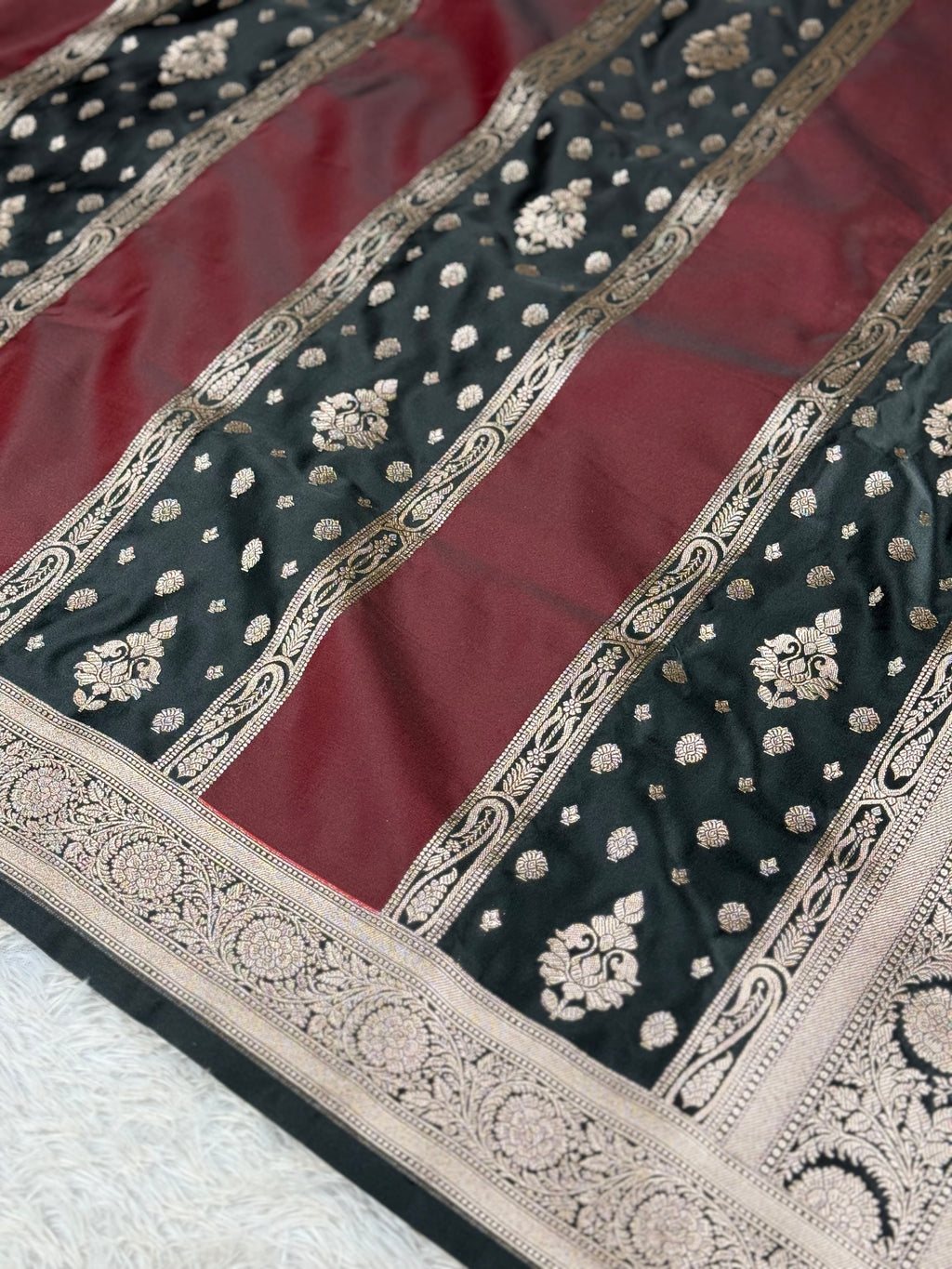 Designer Wine & Black Rangkat Mashru Kataan Silk Banarasi Saree – MKS673