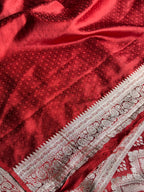 Premium Mashru Silk Contrast Saree with Jaal Woven Design & Rich Zari Pallu – Festive Wear | MKS627
