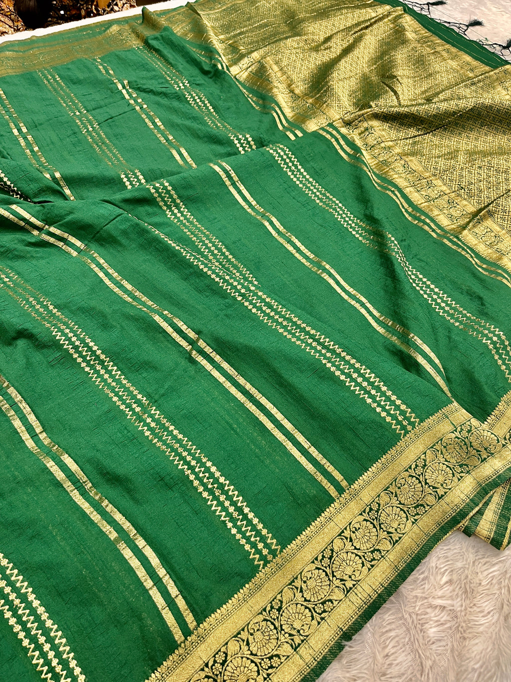 Raw Silk Zari Lining Green  color  Saree RS003