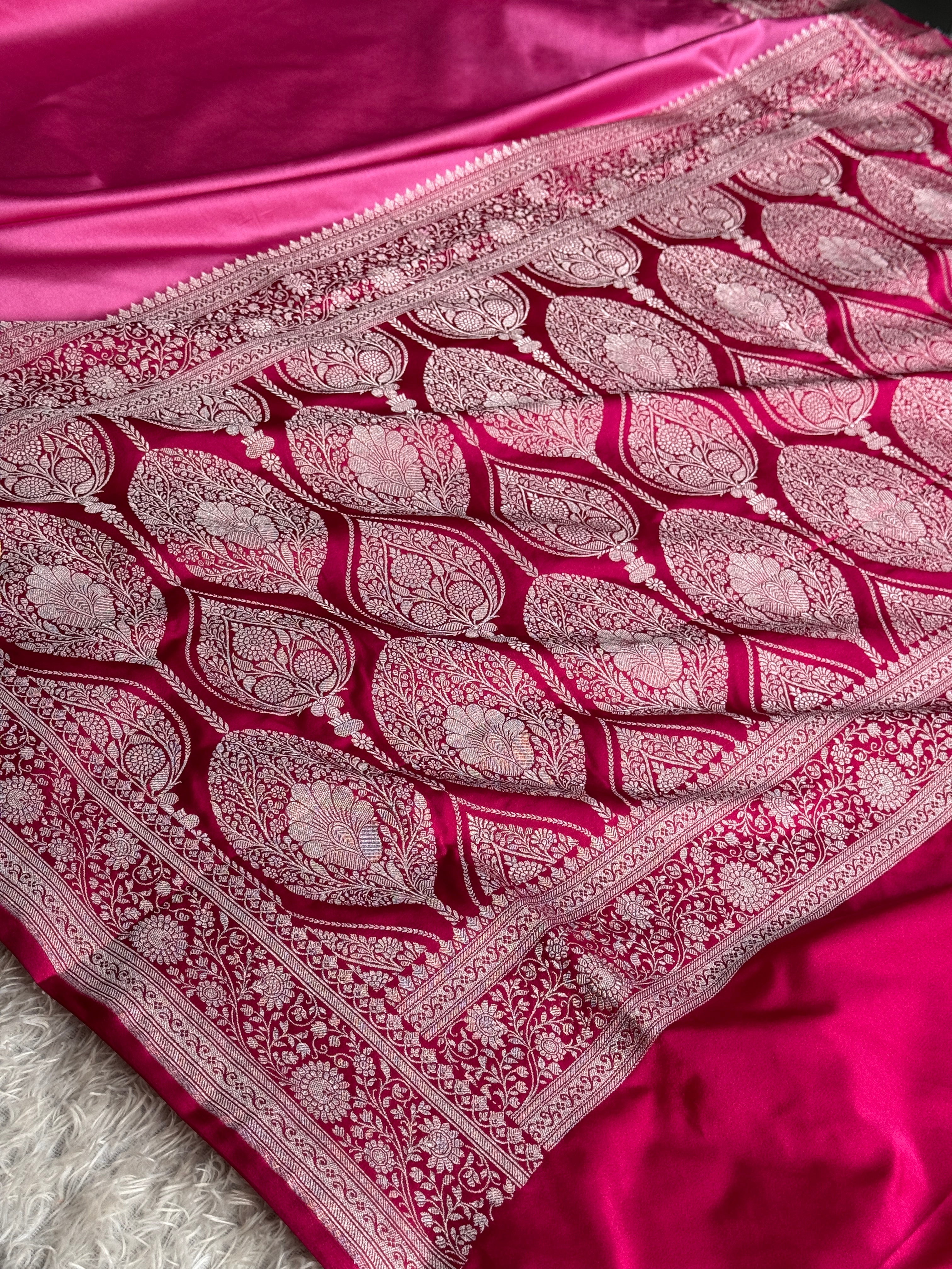 Banarasi Mashru Kataan Silk Saree in Strawberry Pink with Rani Pink Contrast | MKS781