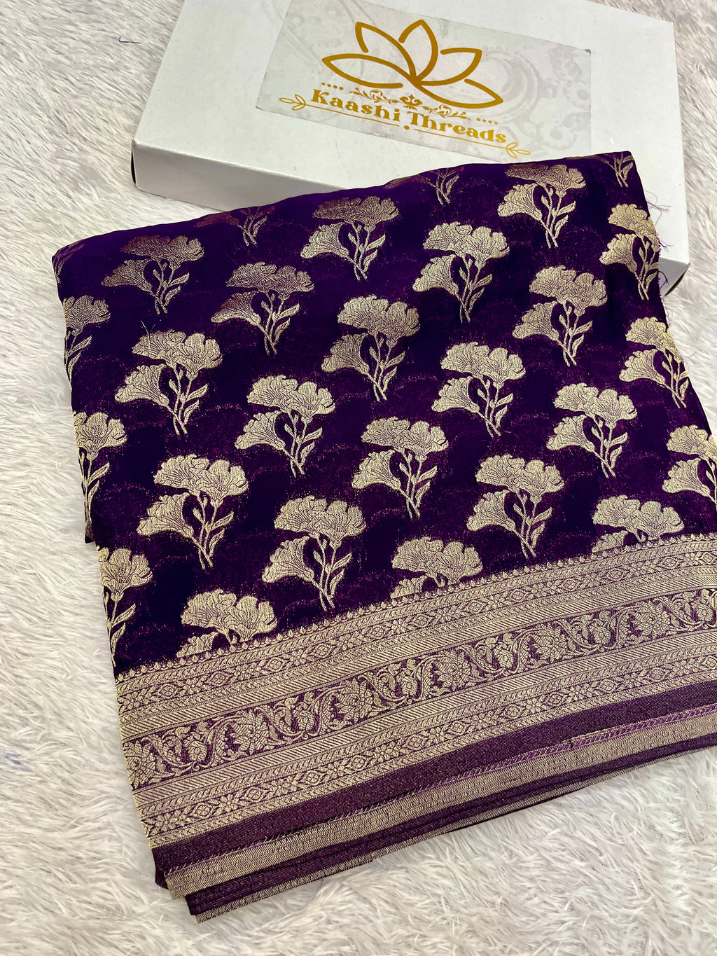 Chinon Silk Dual Flower Design Purple Color Saree CN05