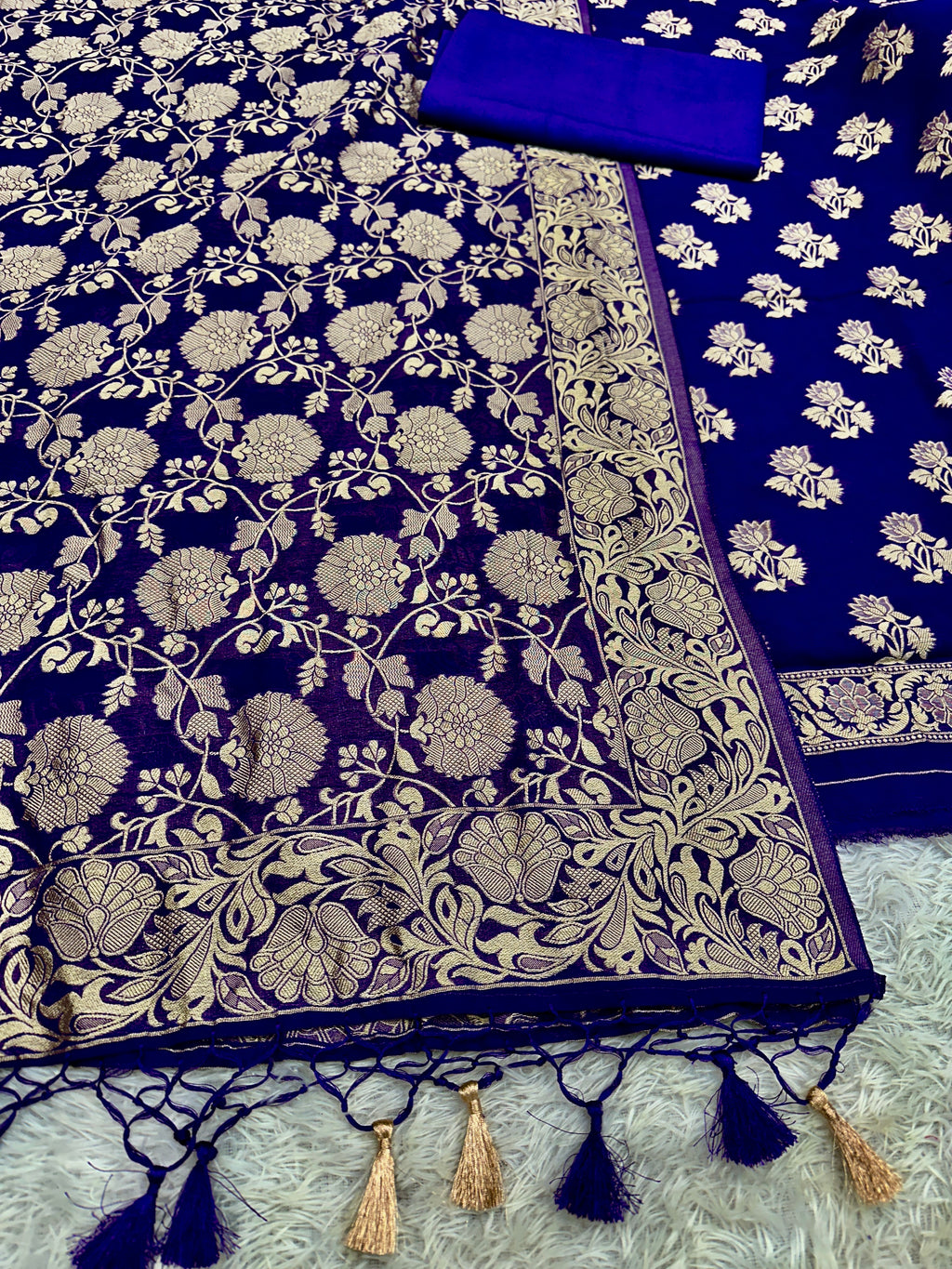 Banarasi Jacquard Zari Georgette Suit Dress – 3 Pc Set MSS22