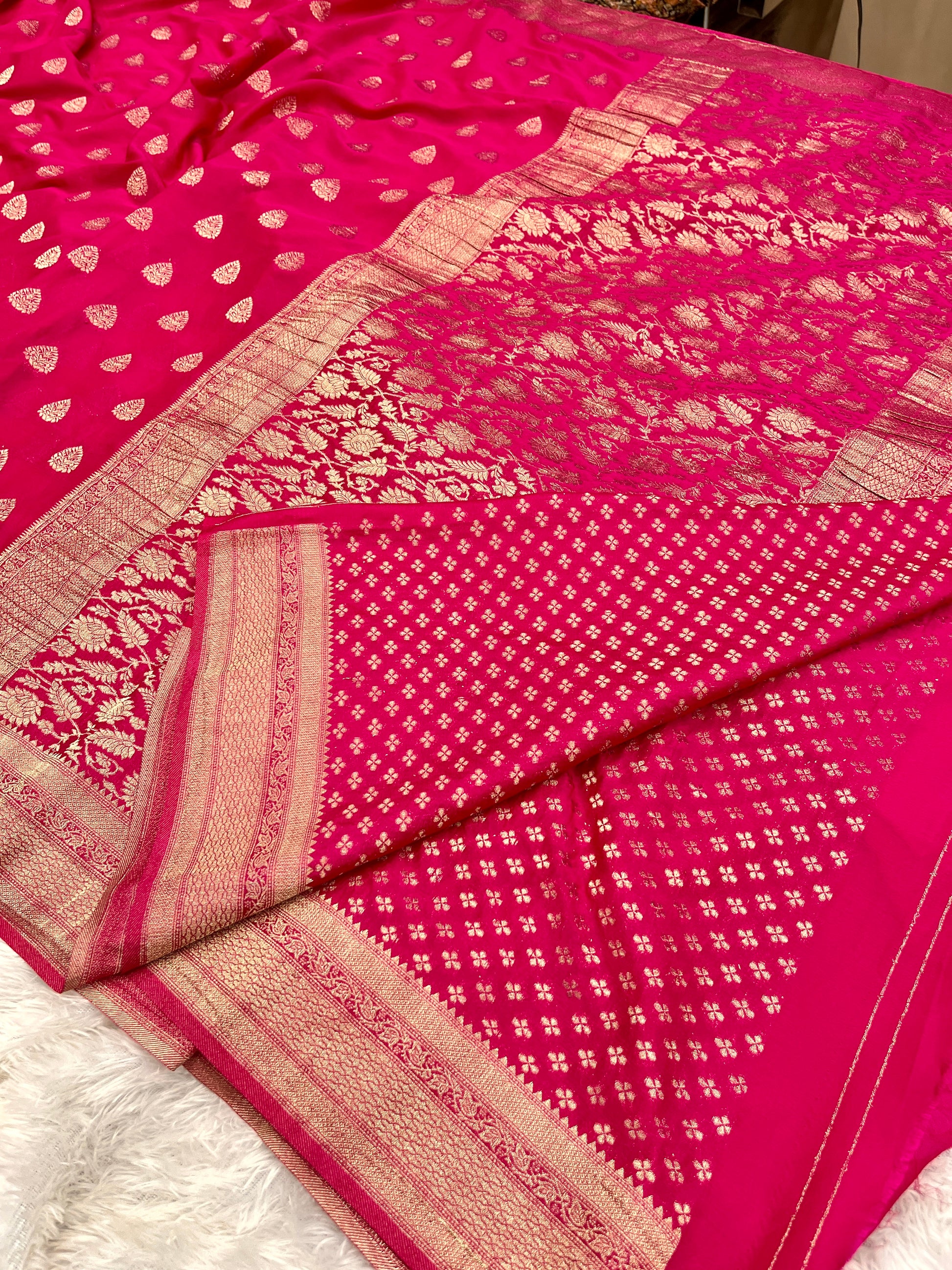 Chinon Silk Buta Zari Dark pink Color Saree CN01